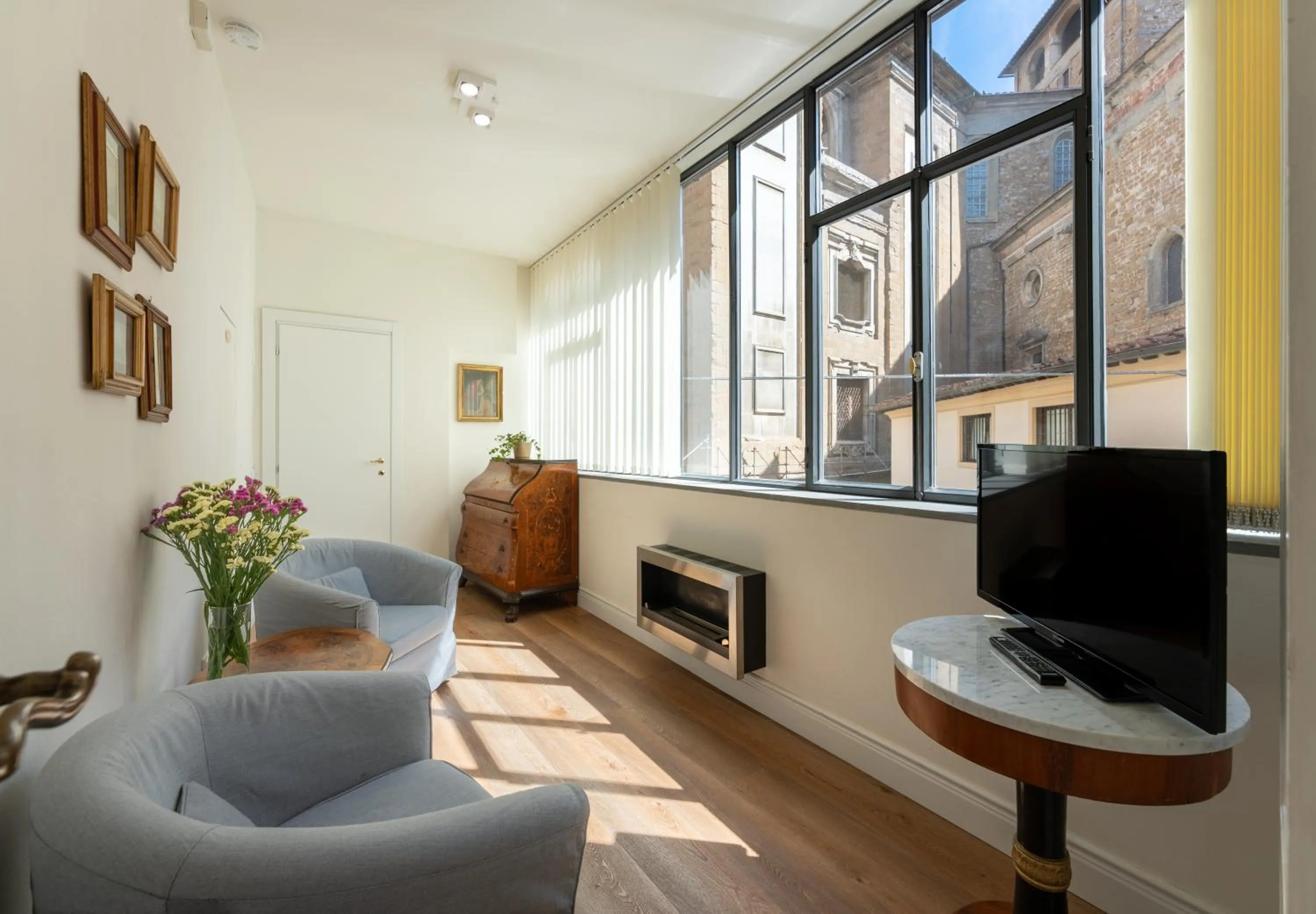 TV and multimedia in Palazzo D'Ambra Residenza d'Epoca