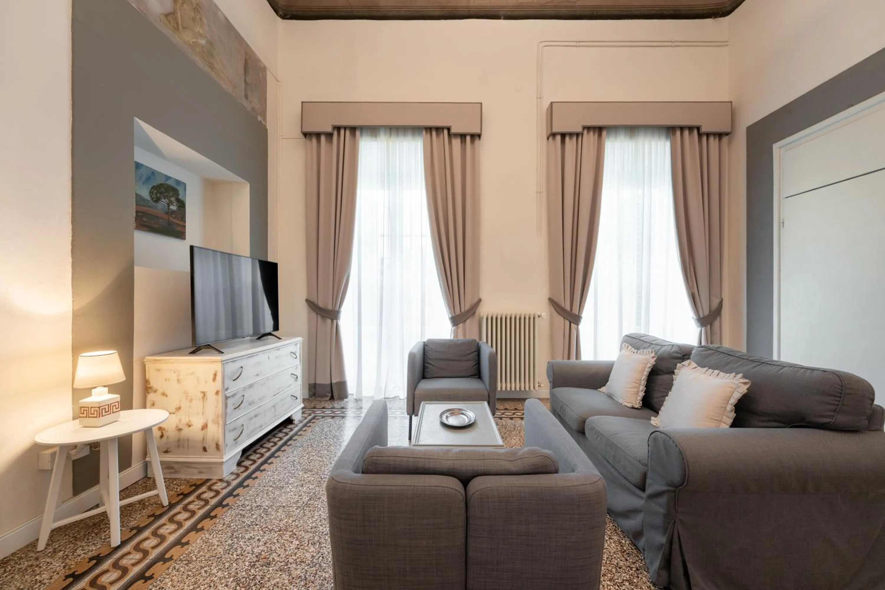 TV and multimedia in Palazzo D'Ambra Residenza d'Epoca