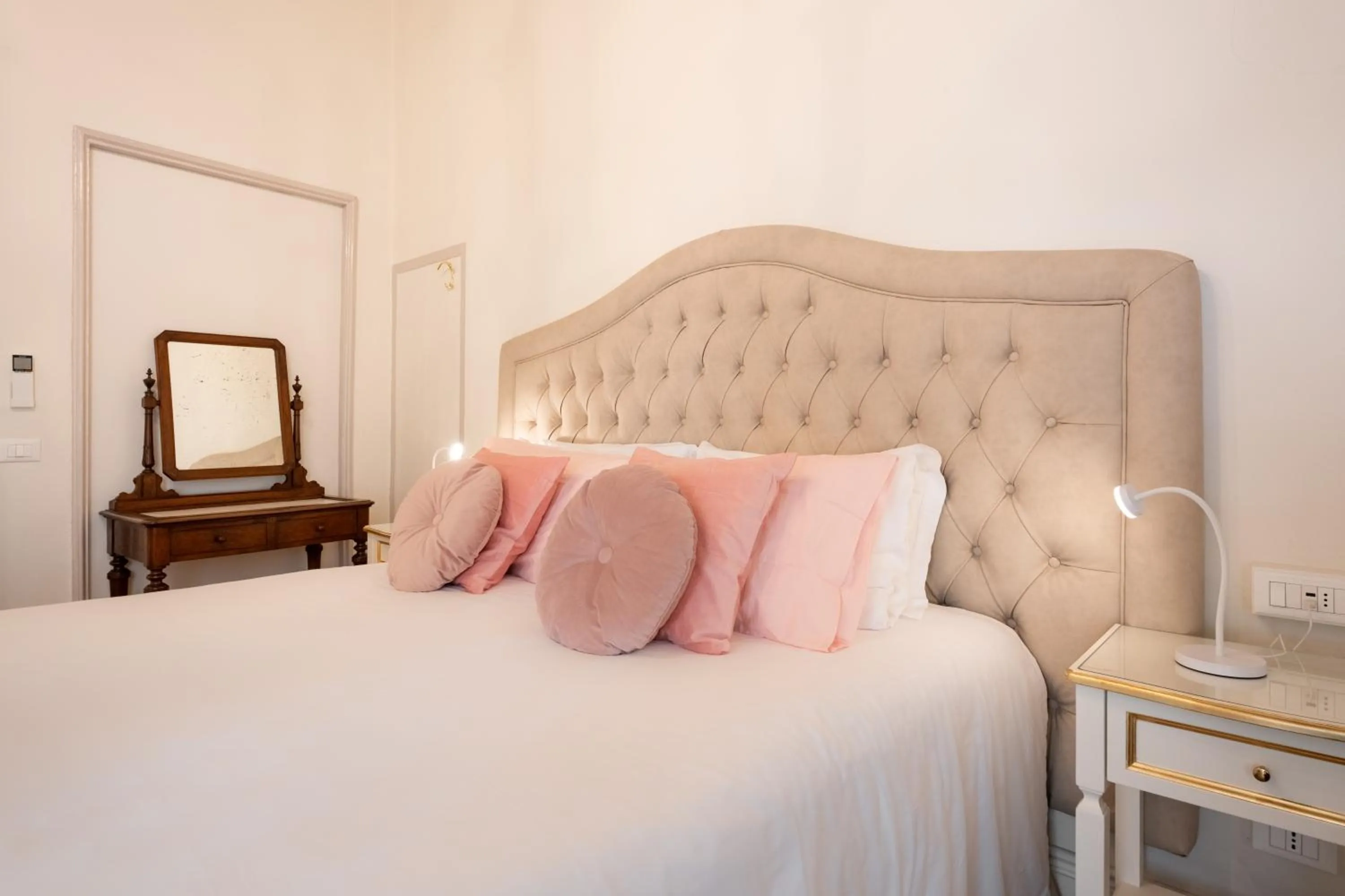 Bed in Palazzo D'Ambra Residenza d'Epoca