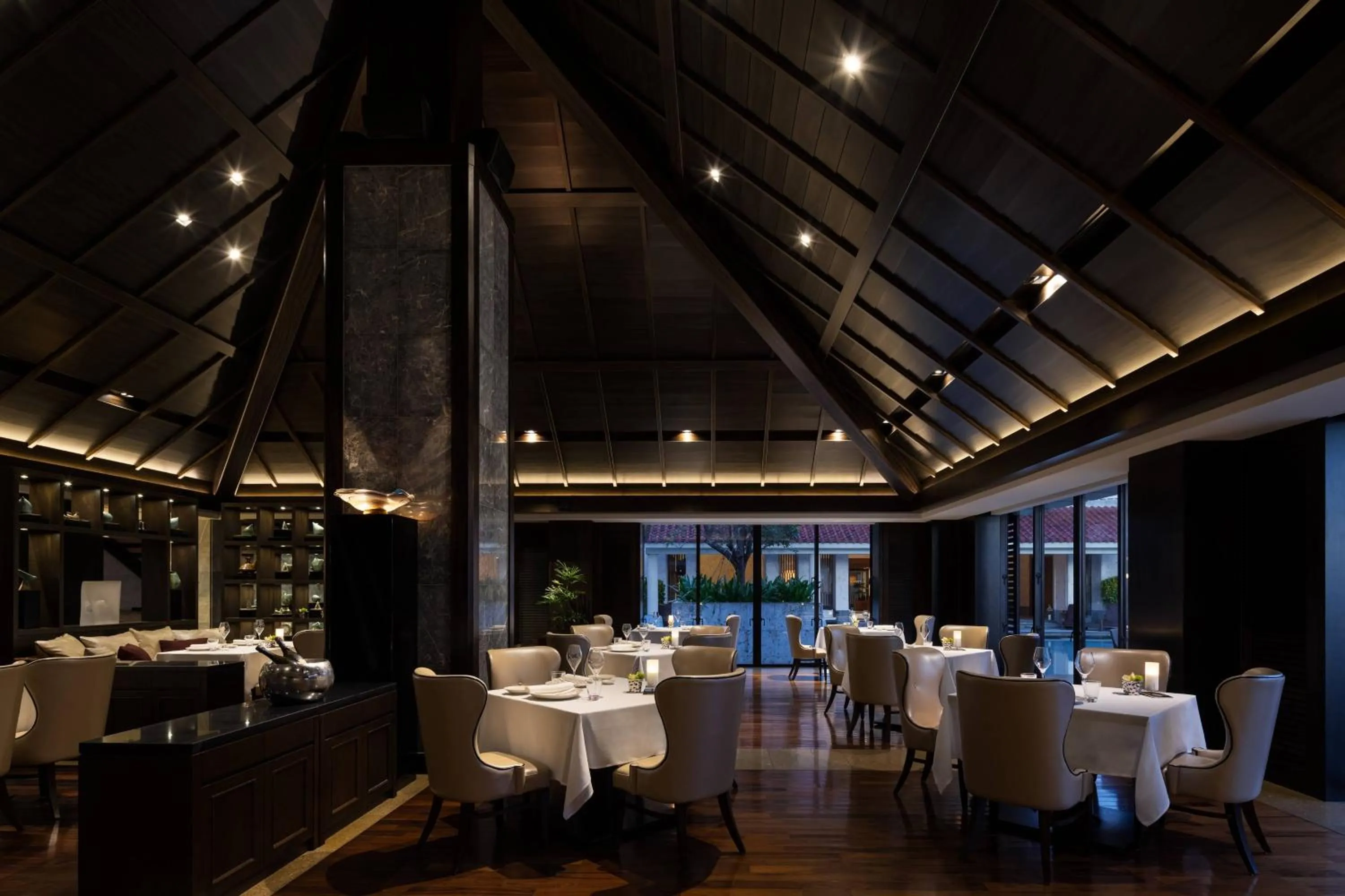 Restaurant/places to eat in The Ritz-Carlton Okinawa