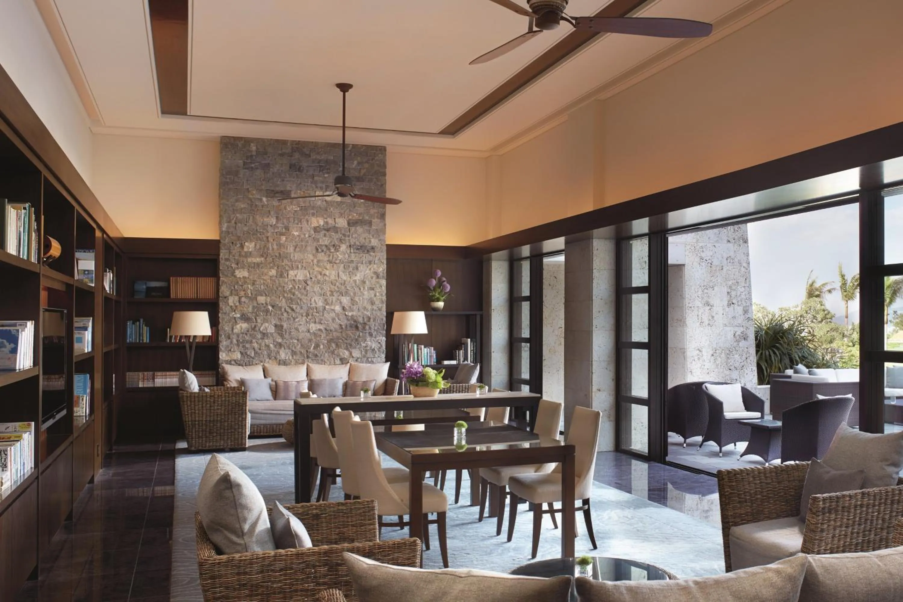 Restaurant/places to eat in The Ritz-Carlton Okinawa