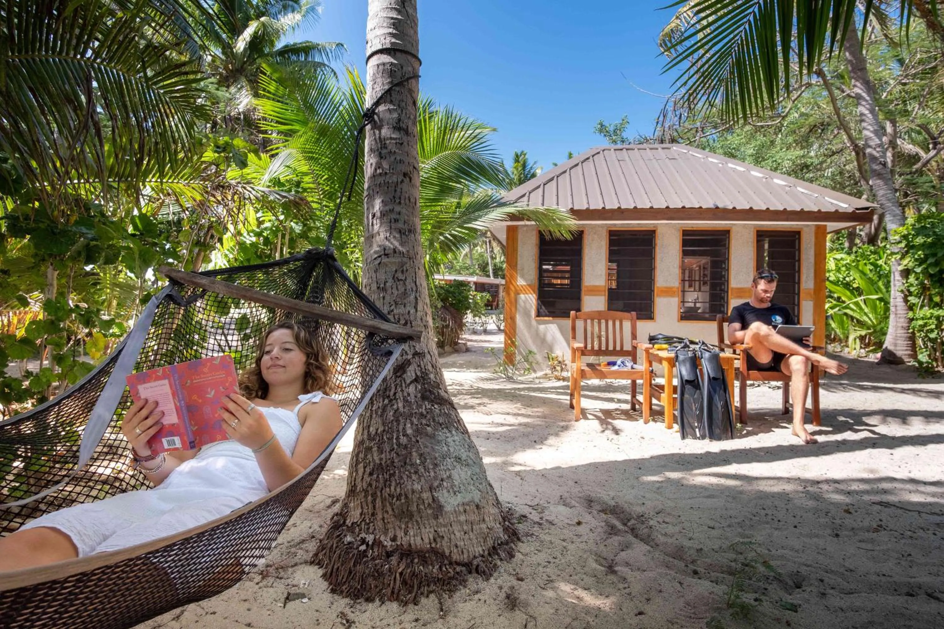 Beach in Barefoot Manta Island Resort