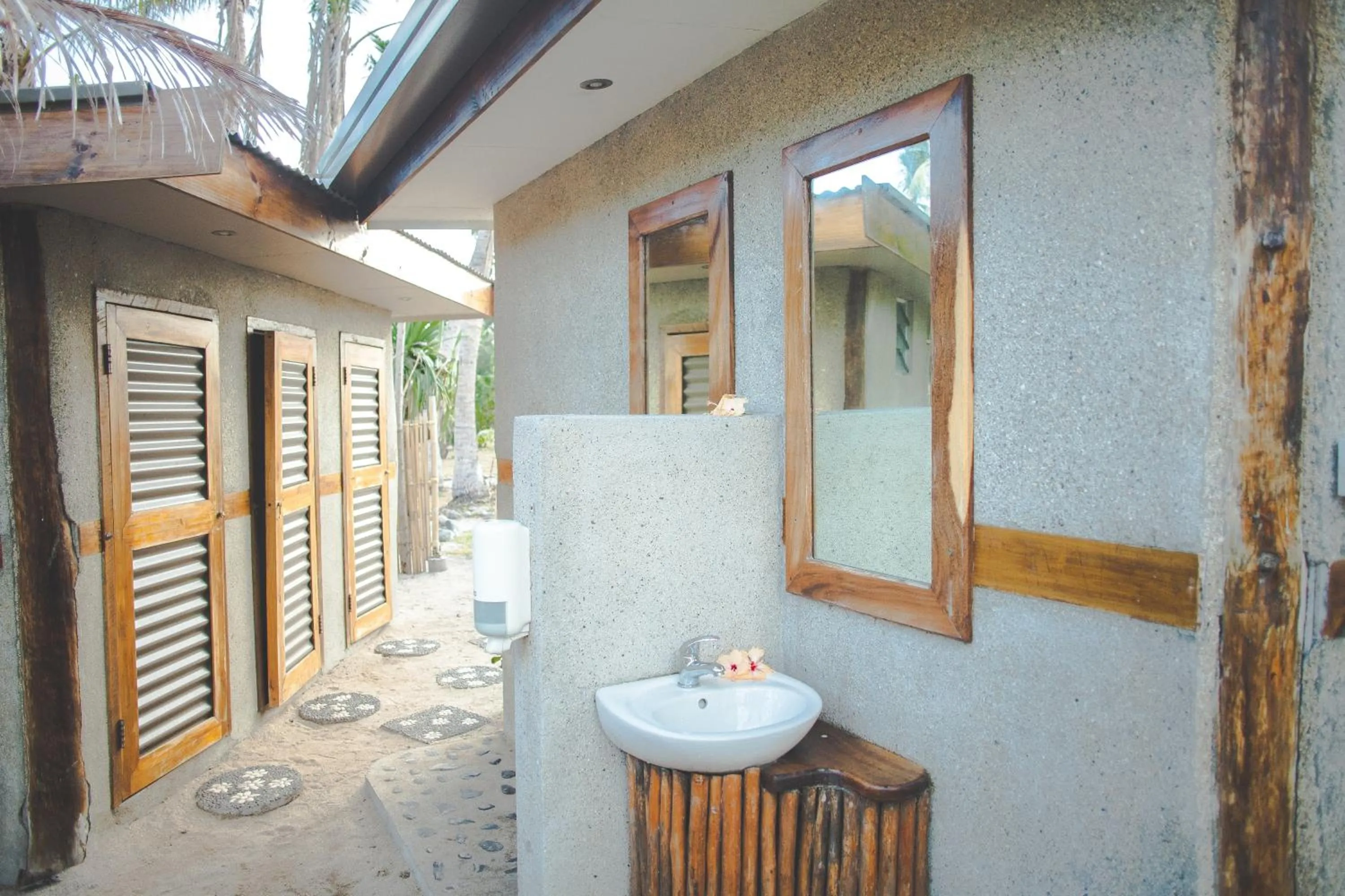 Bathroom in Barefoot Manta Island Resort