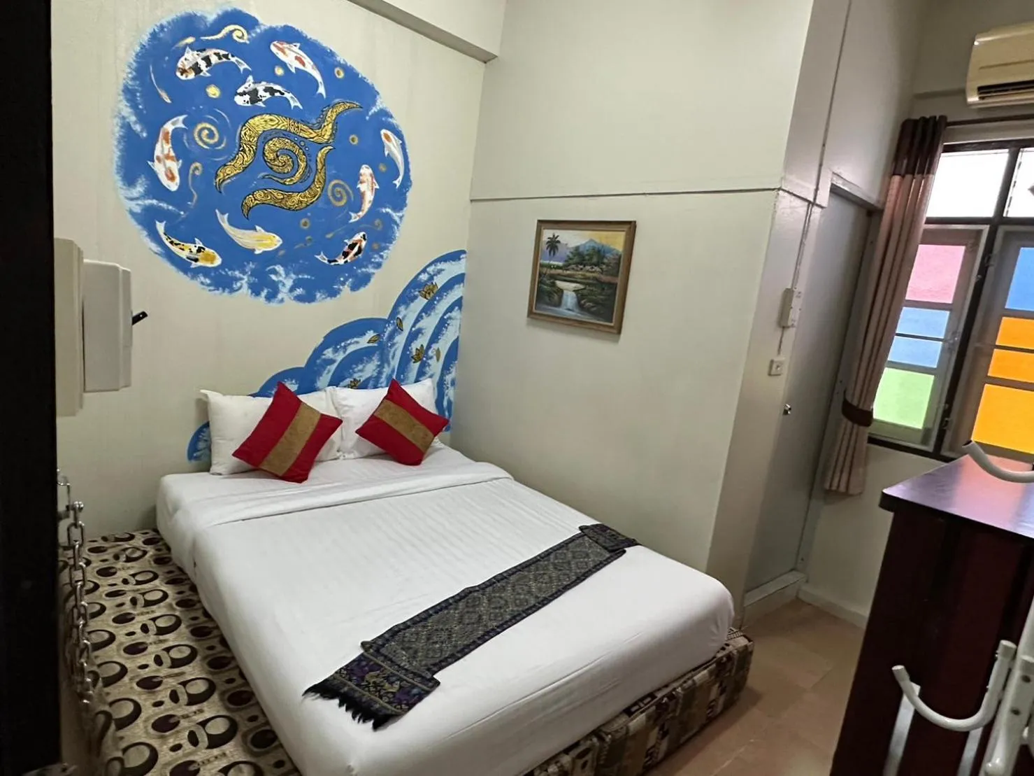 Bed in Born Guest House