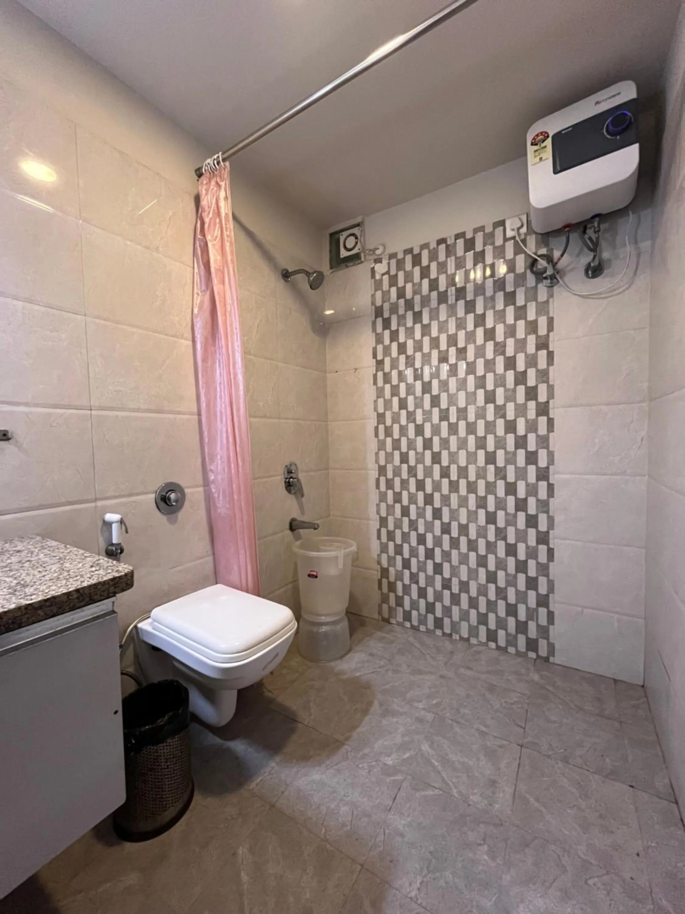 Hotel Shri Radha Nikunj - Opposite Prem Mandir