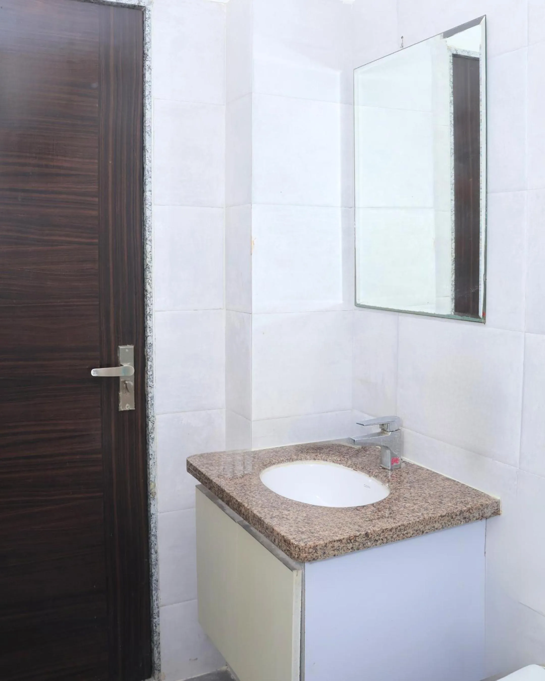 Hotel Shri Radha Nikunj - Opposite Prem Mandir