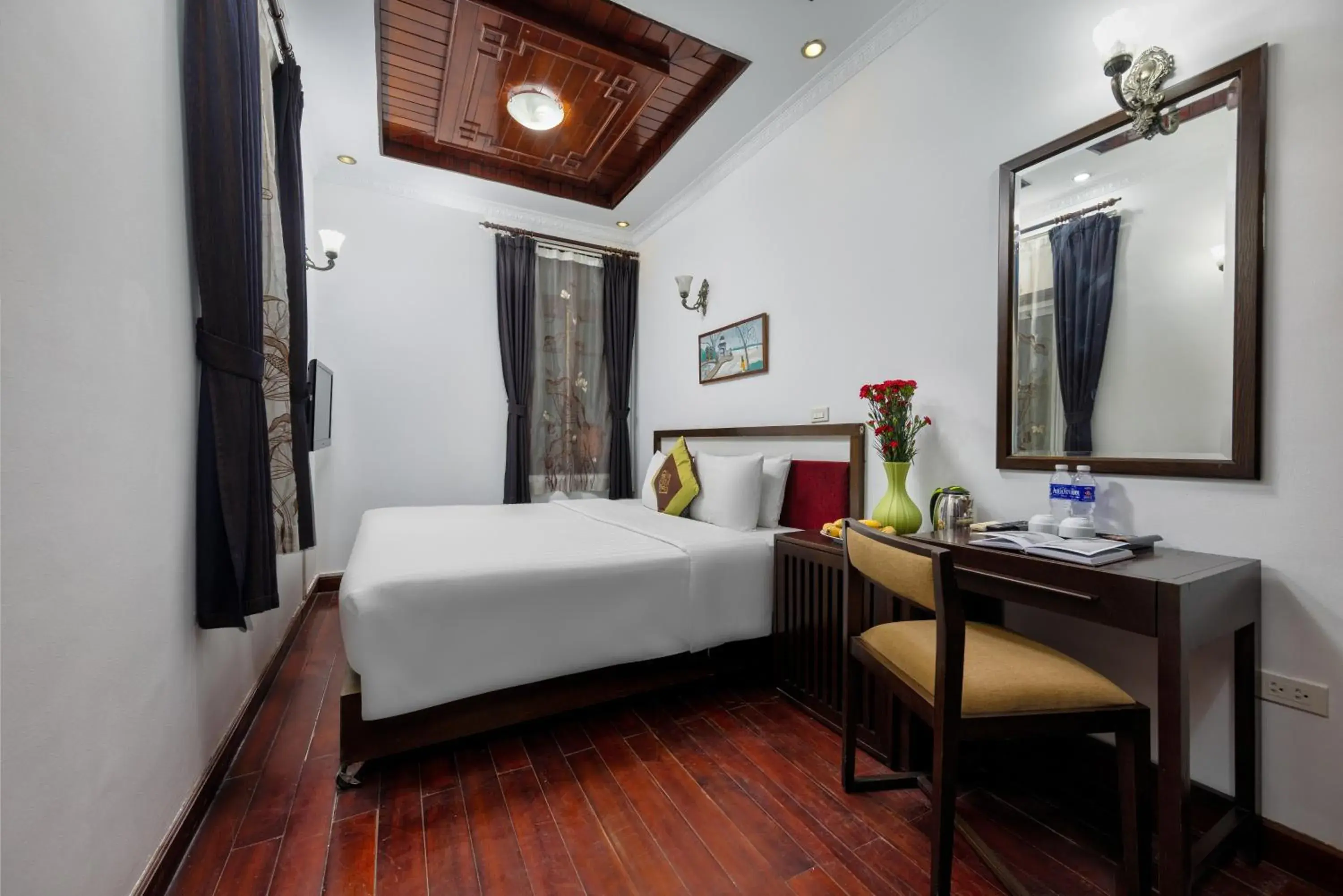 Superior Double or Twin Room - single occupancy in Hanoi Posh Boutique Hotel Superior Double or Twin Room - single occupancy in Hanoi Posh Boutique Hotel