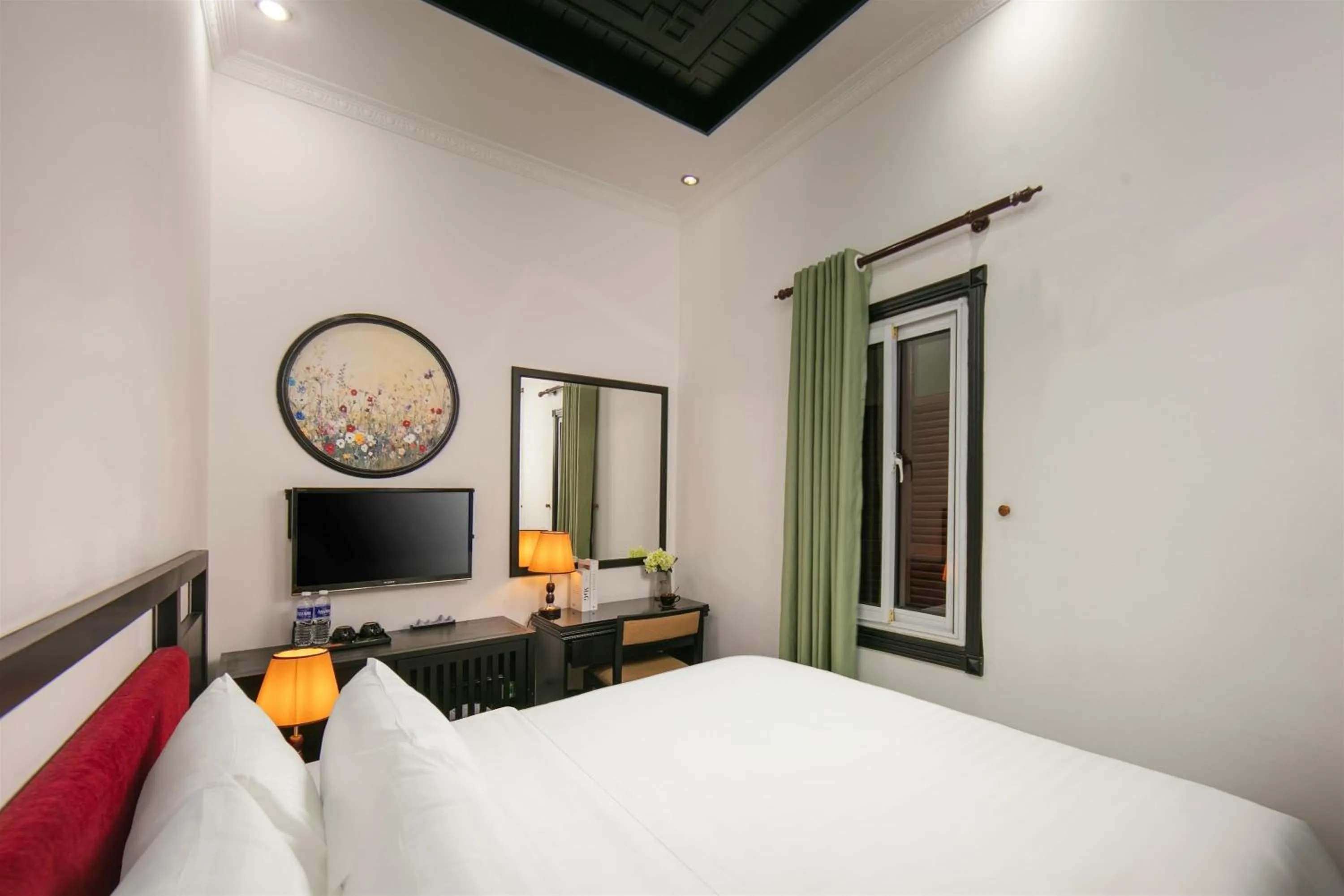 TV and multimedia, Bed in Old Quarter Charm Hotel