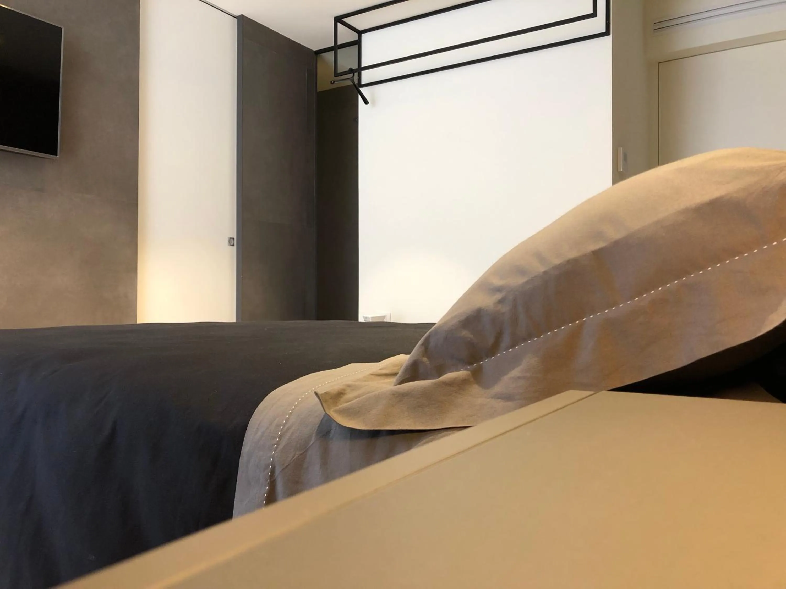 Bed in golden suites 50