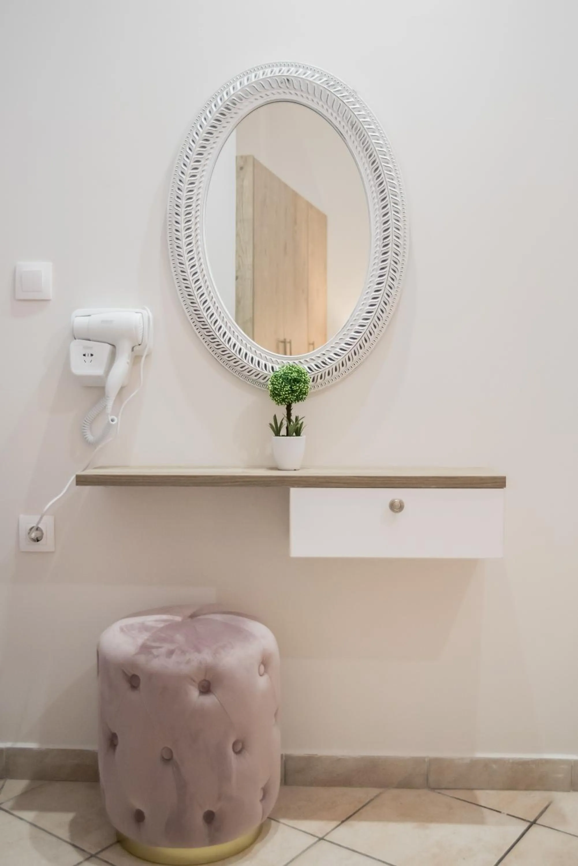 Decorative detail in Koukos Loft Apartments