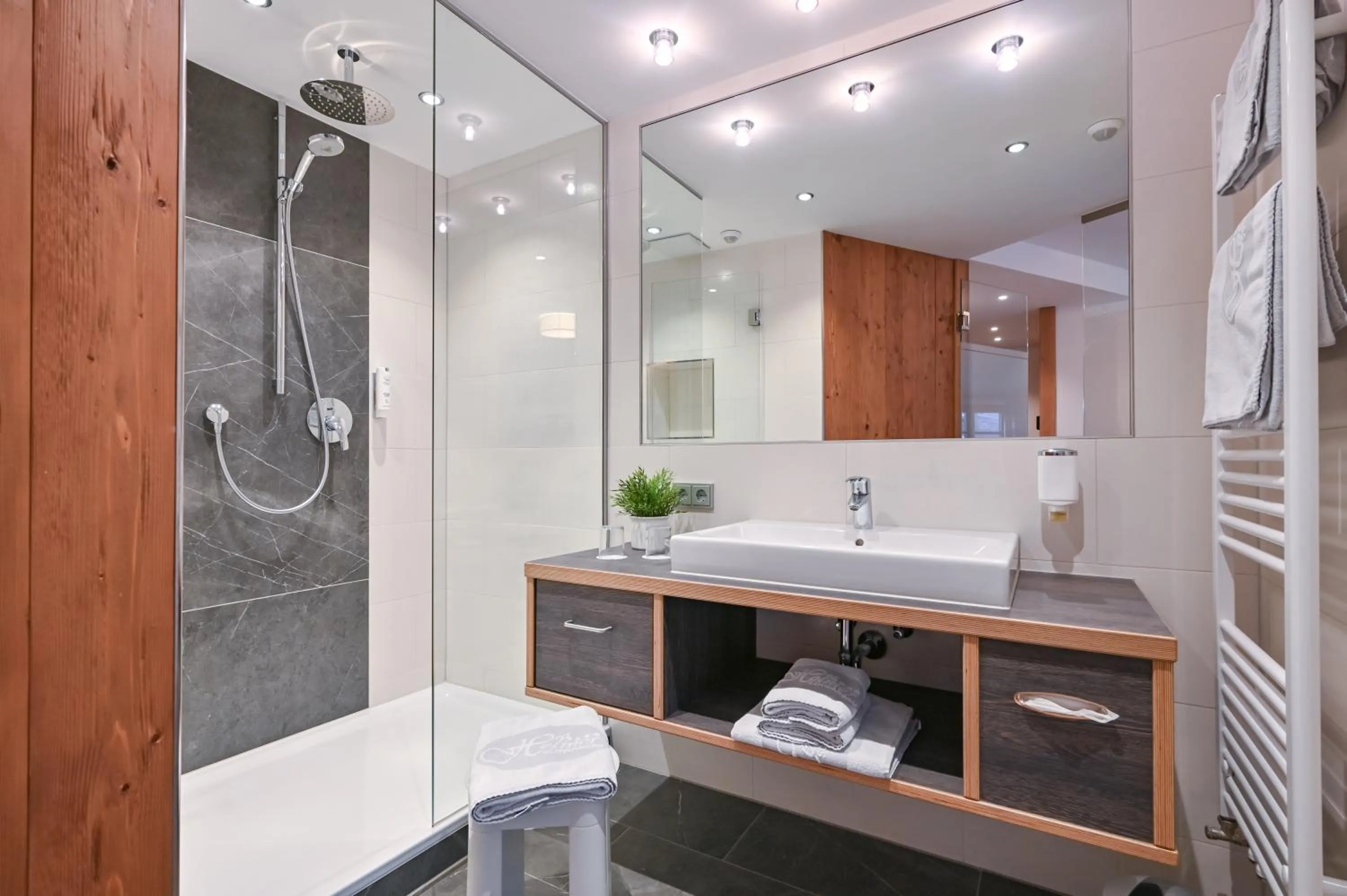 Bathroom in Hotel Helmer