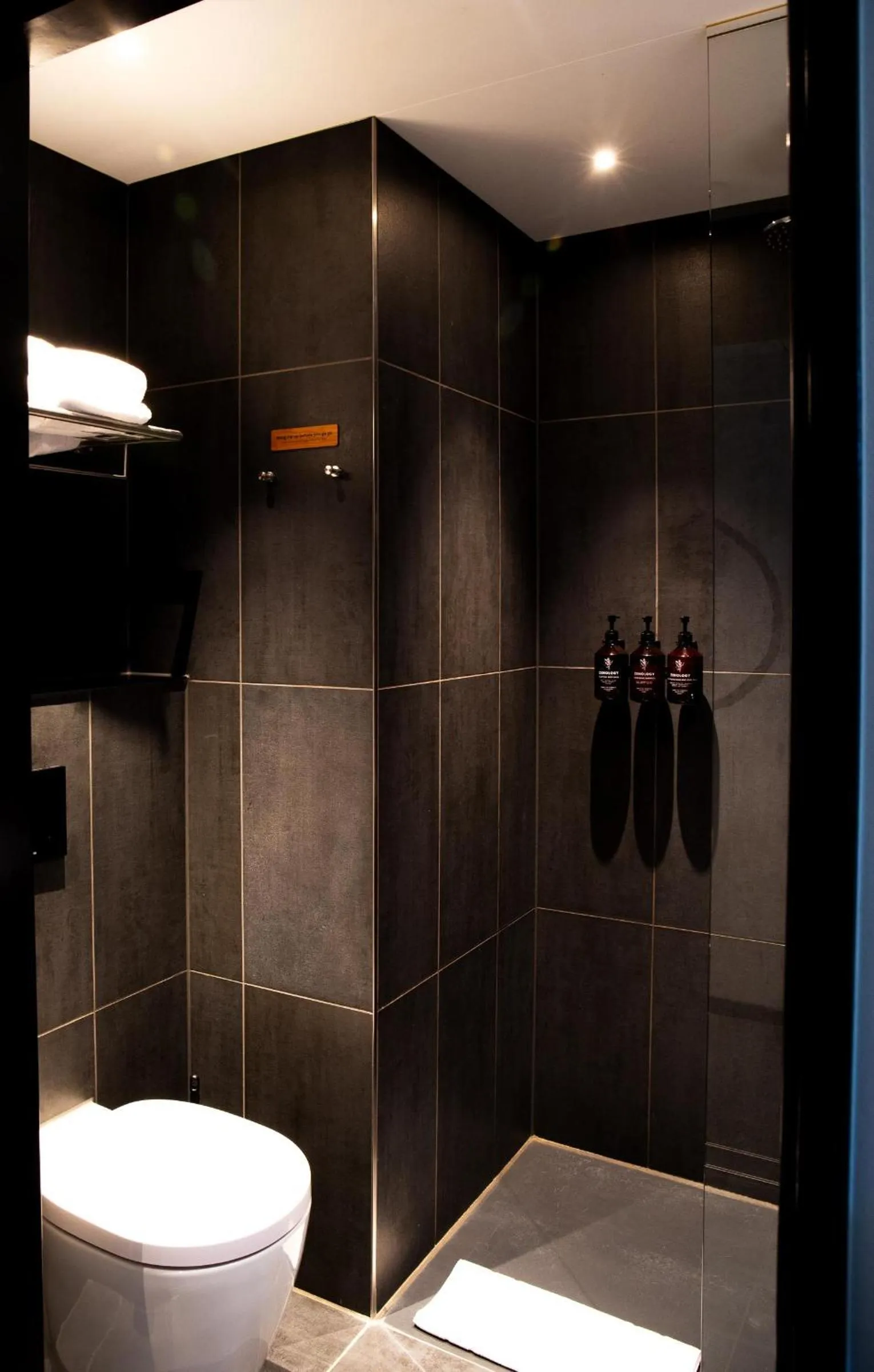 Shower in The Social Hub Berlin Alexanderplatz