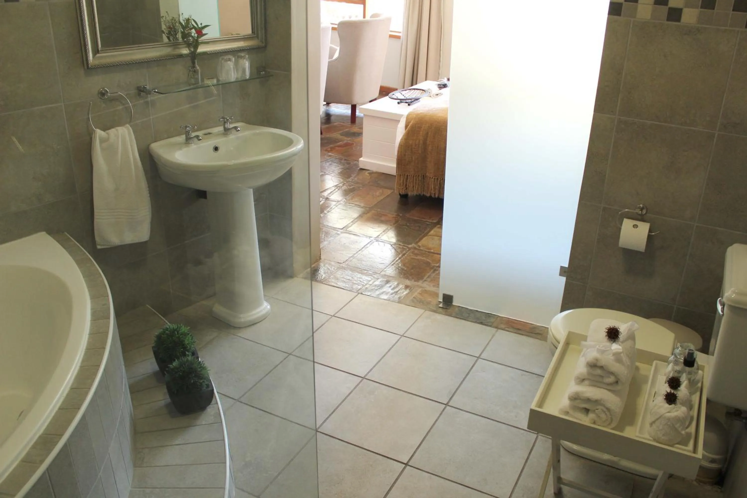 Toilet in Blackwaters River Lodge, Knysna