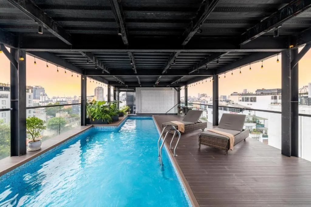 Swimming pool in Splendid Star Grand Hotel and Spa