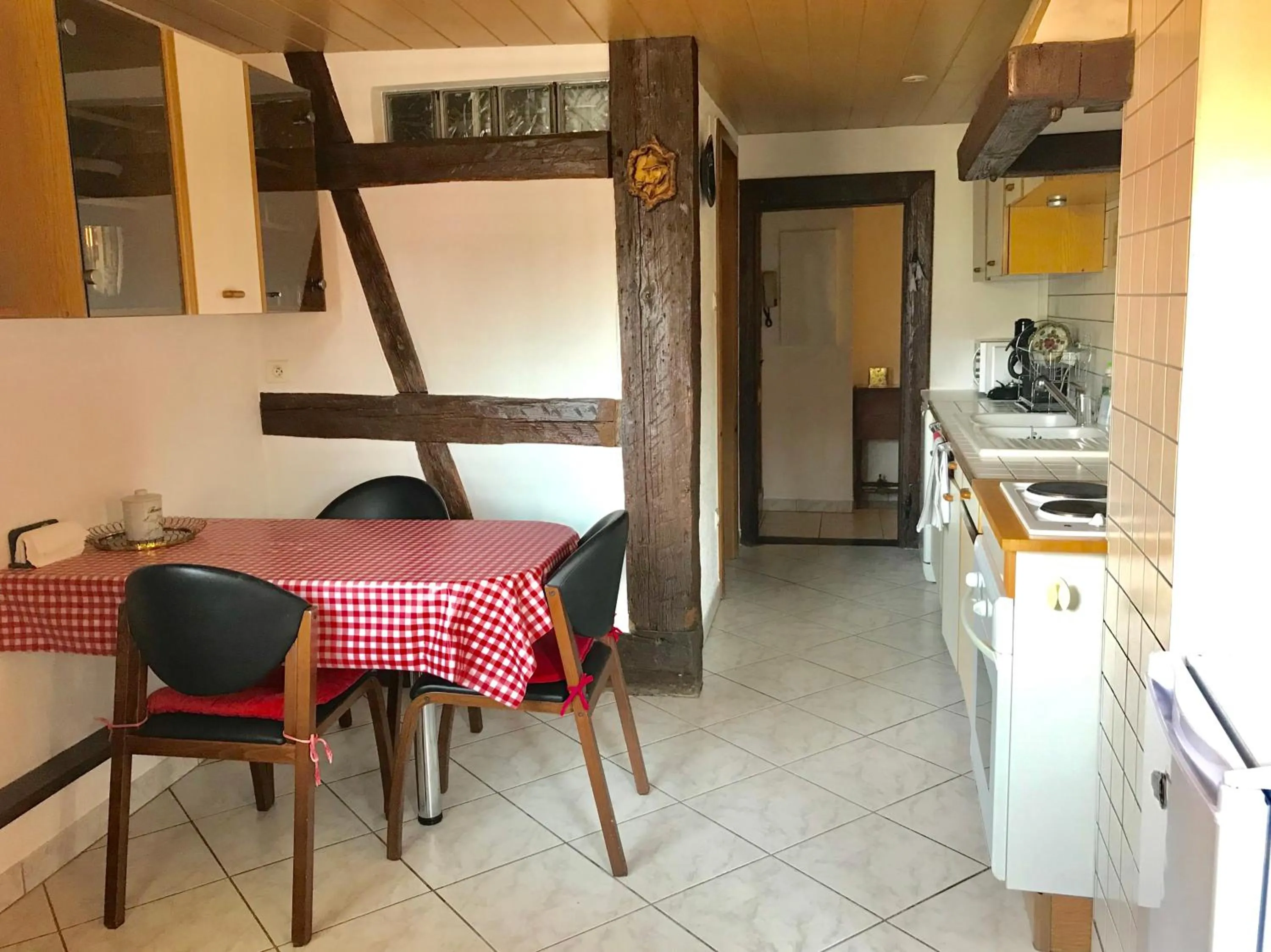 Coffee/tea facilities in AUX DEUX CIGOGNES AMMERSCHWIHR