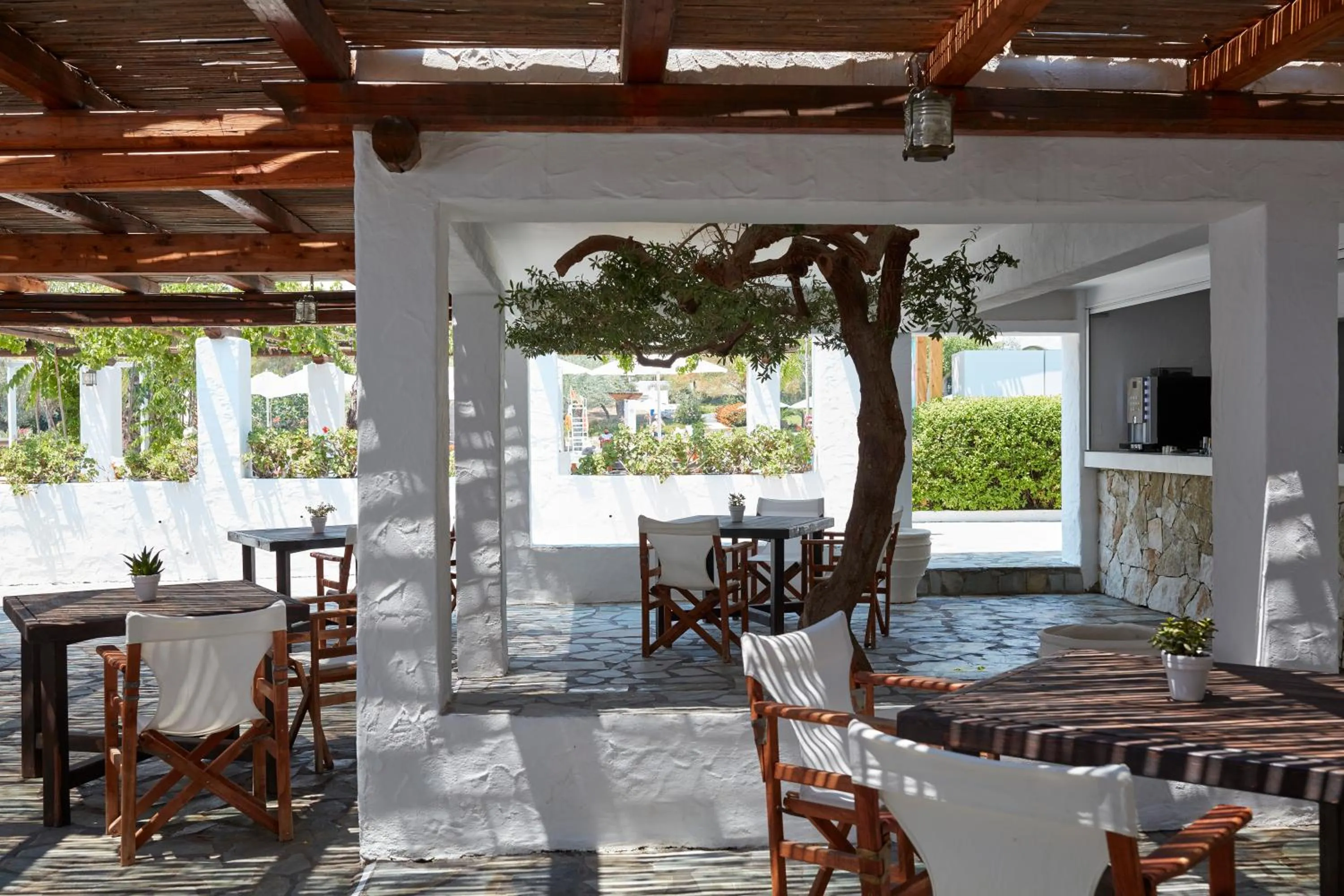 Lounge or bar in Hydra Beach Resort