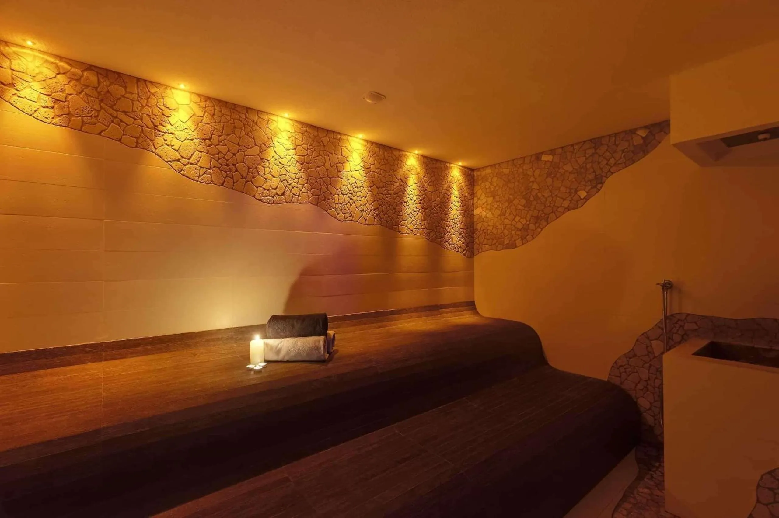 Sauna, Bed in Hydra Beach Resort