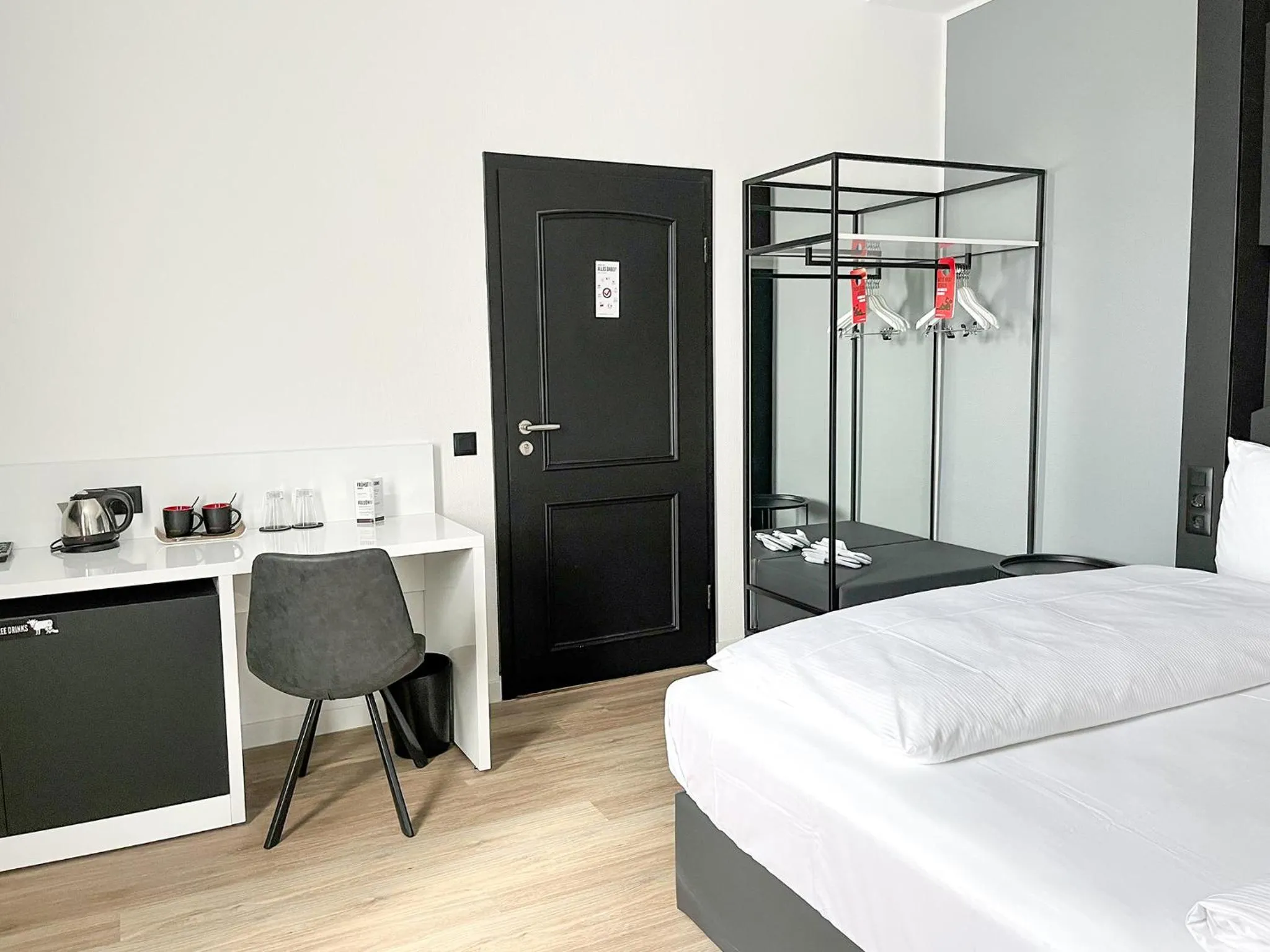 Photo of the whole room, Bed in DORMERO Hotel Xanten