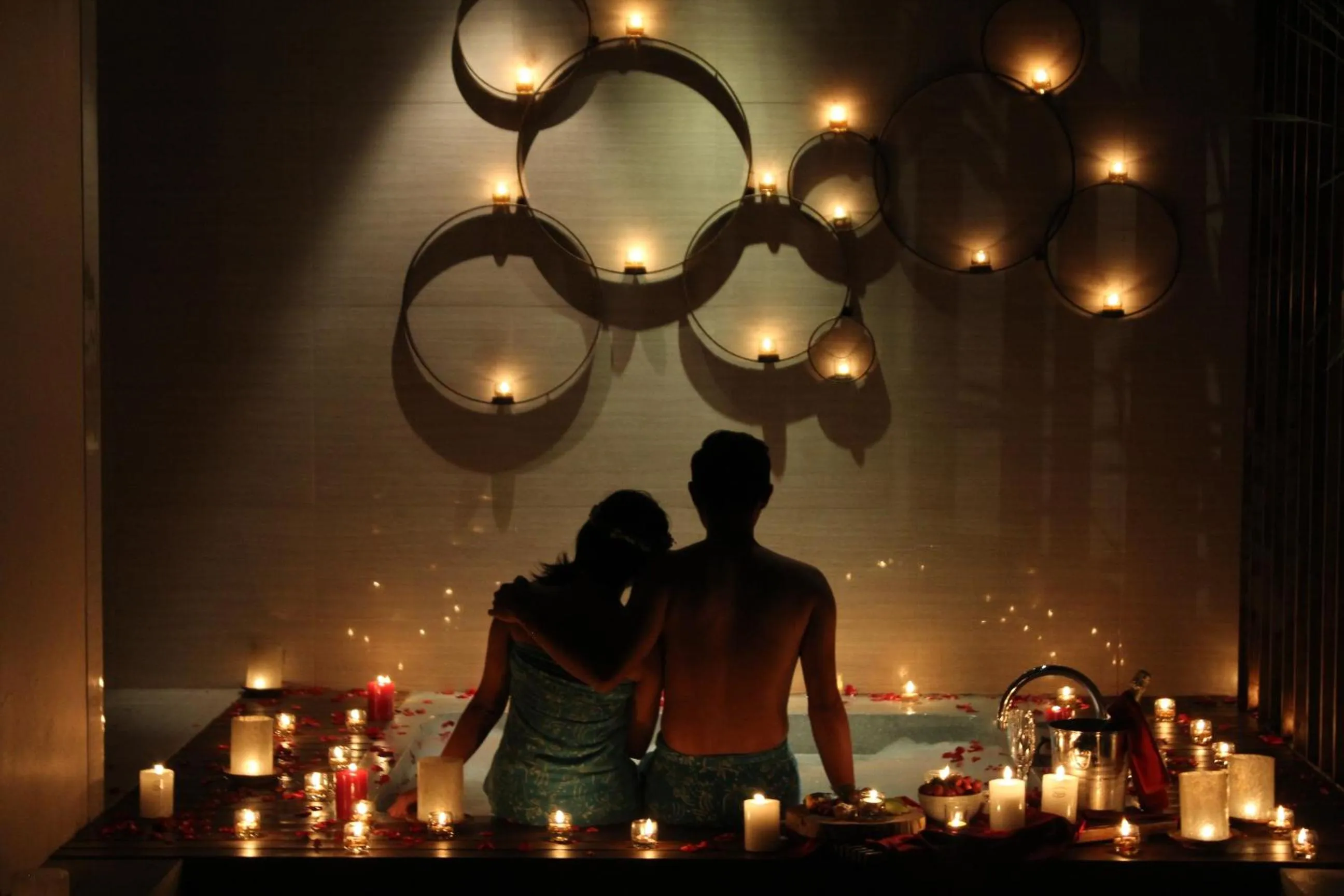 Hot Tub in Berry Amour Romantic Villas