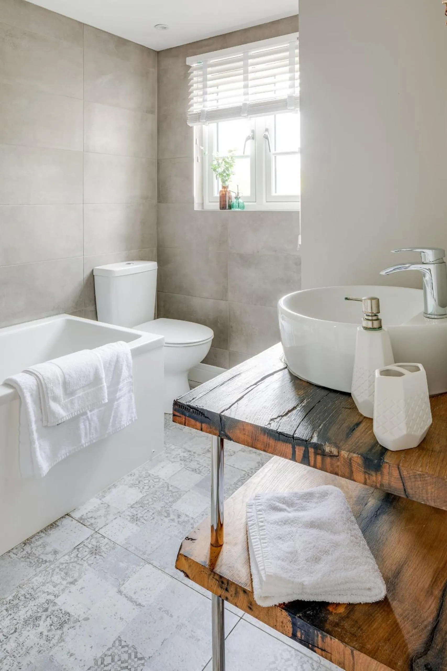 Bathroom in Seascape Hideaways at Mortehoe
