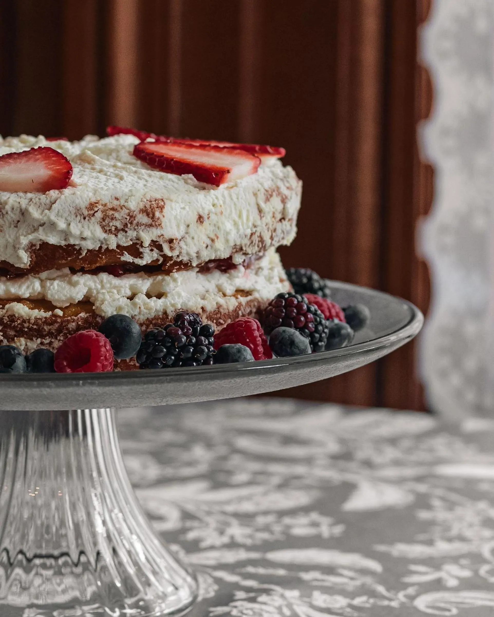 Restaurant/places to eat in Chateau Tivoli Bed and Breakfast