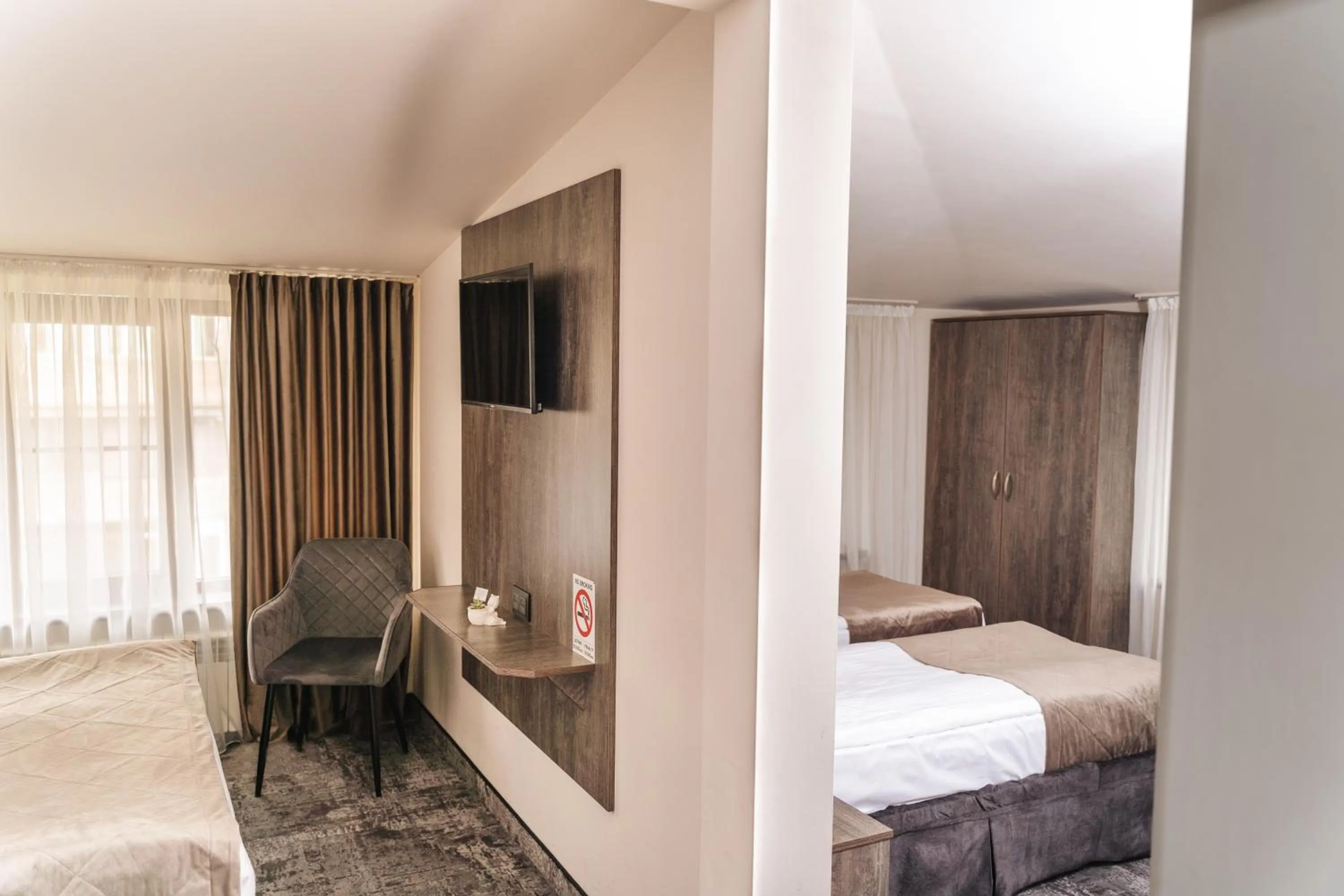 Bed in Median Hotel, City Center Yerevan