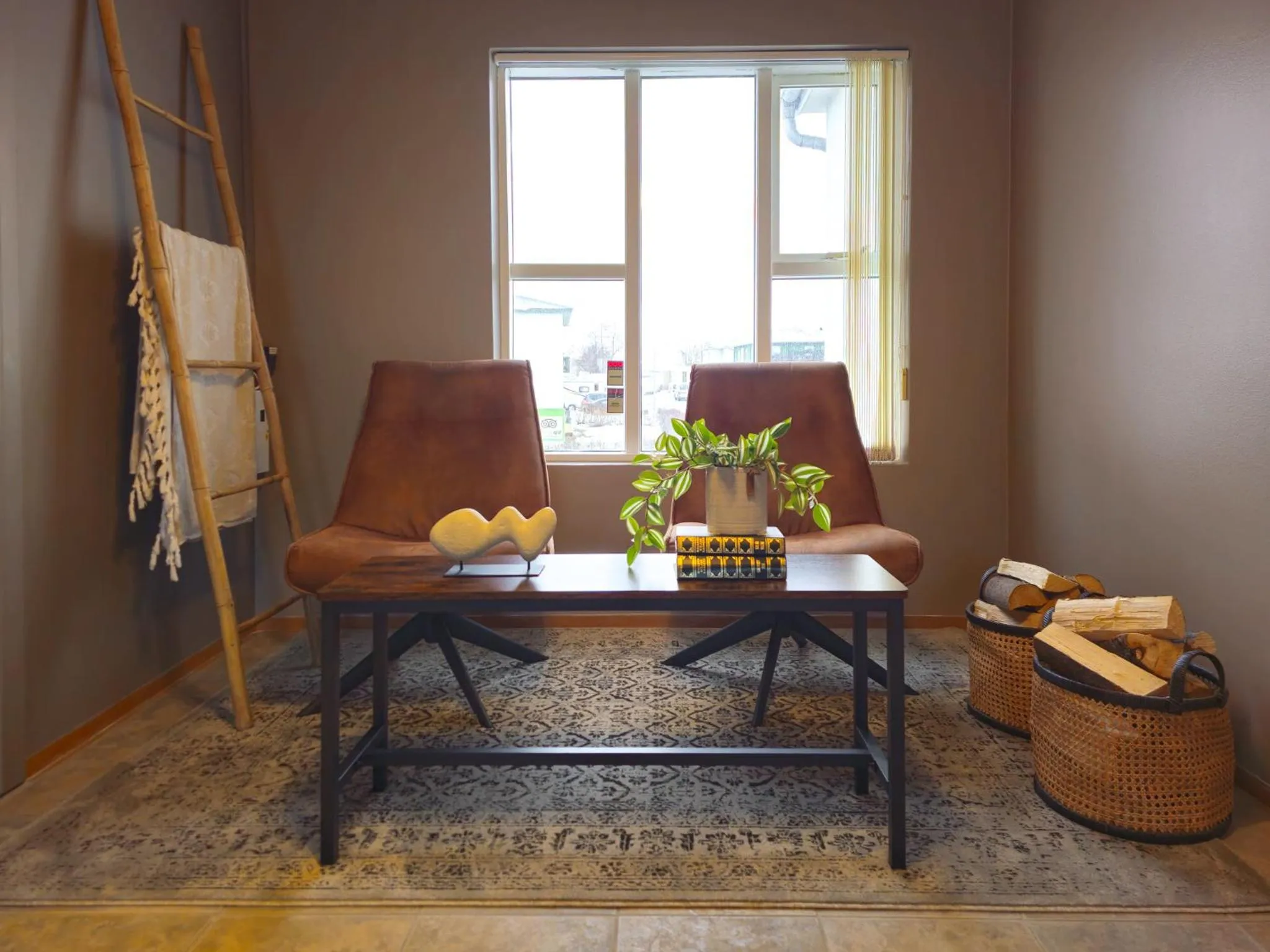 Seating area in Akureyri Hostel