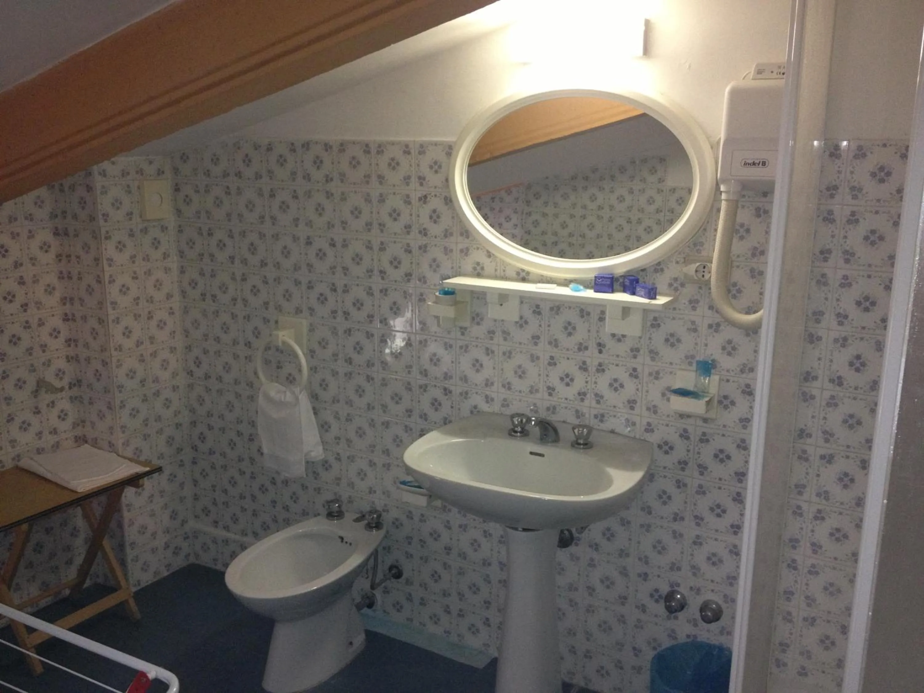 Bathroom in Hotel Rivamare