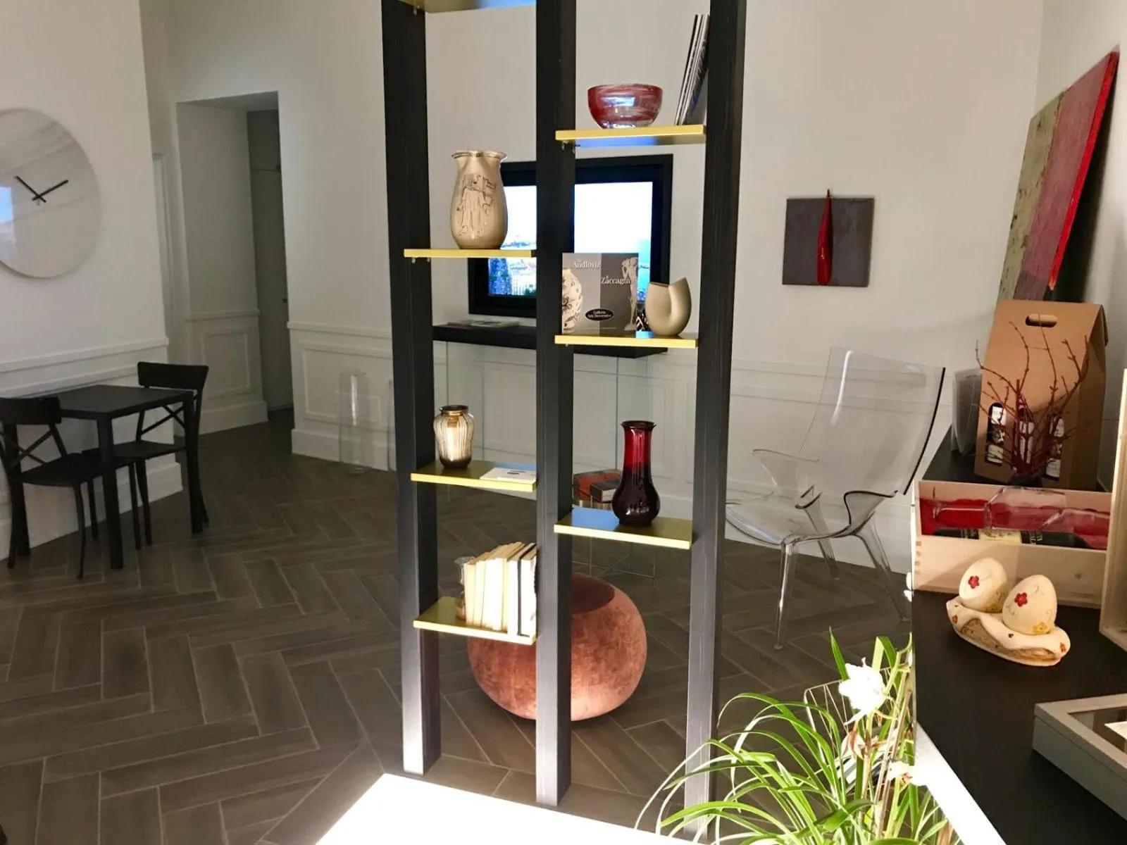 Communal lounge/ TV room in Umberto34-Luxury Home