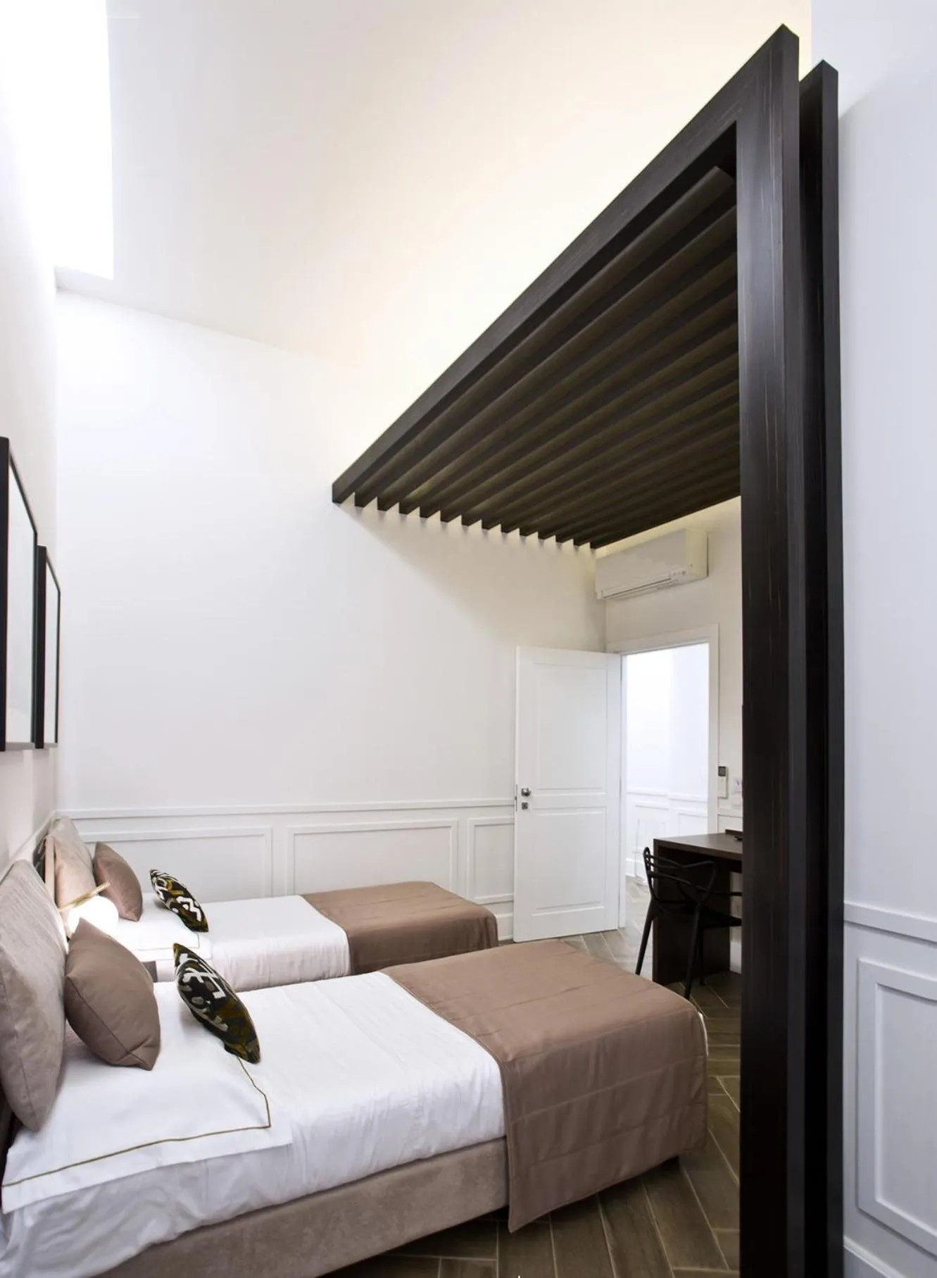 Umberto34-Luxury Home