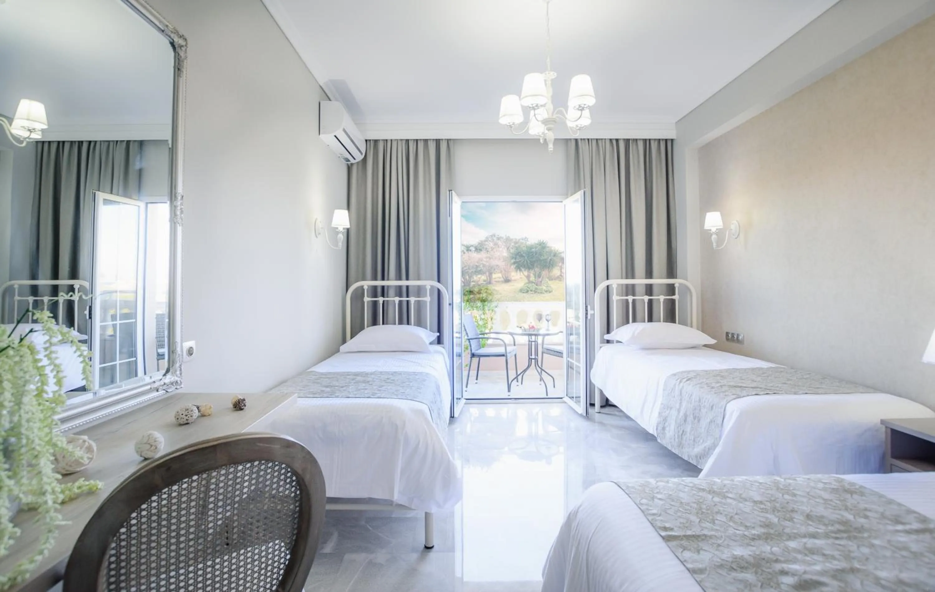 Bedroom, Bed in Erofili Hotel