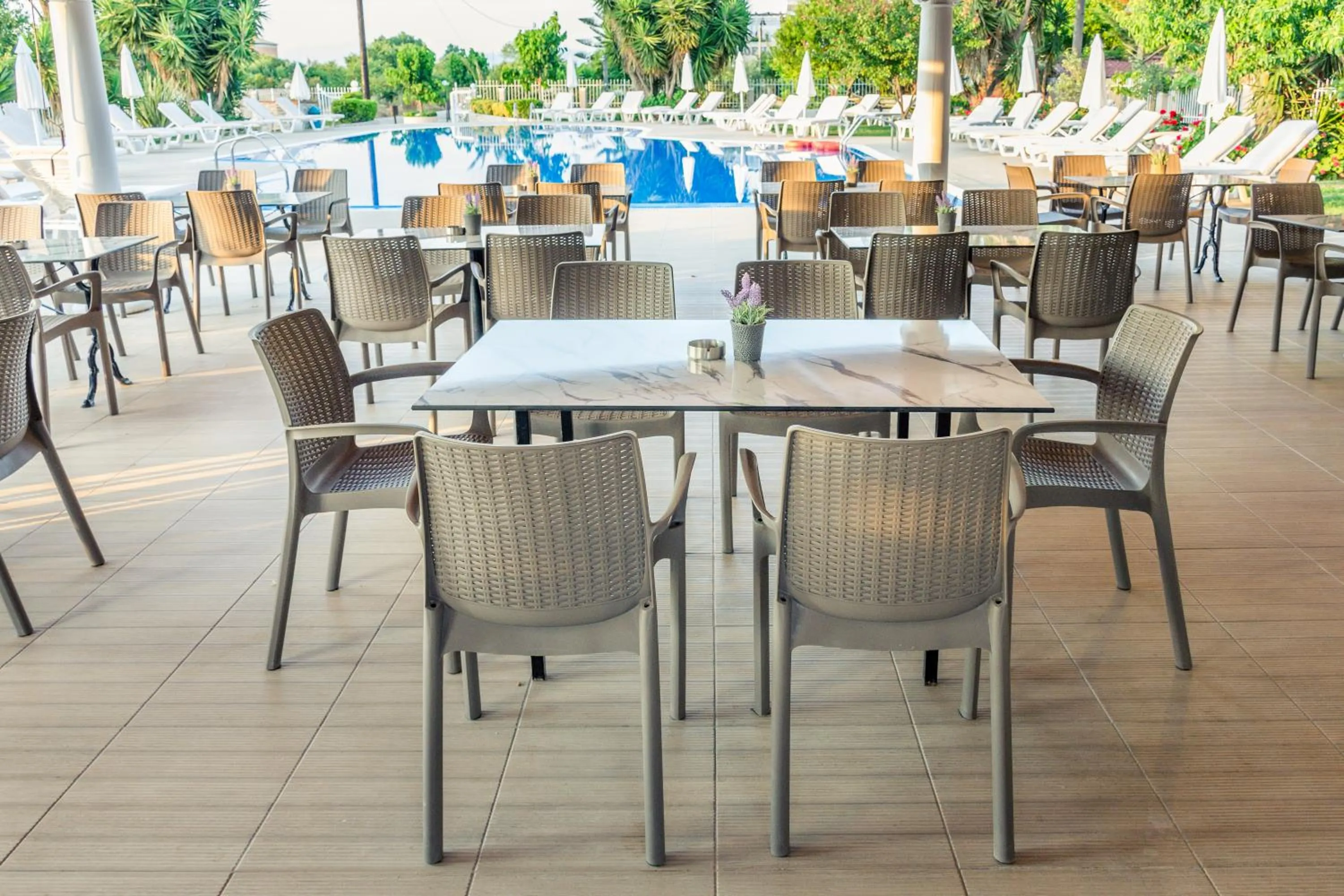 Restaurant/places to eat in Erofili Hotel