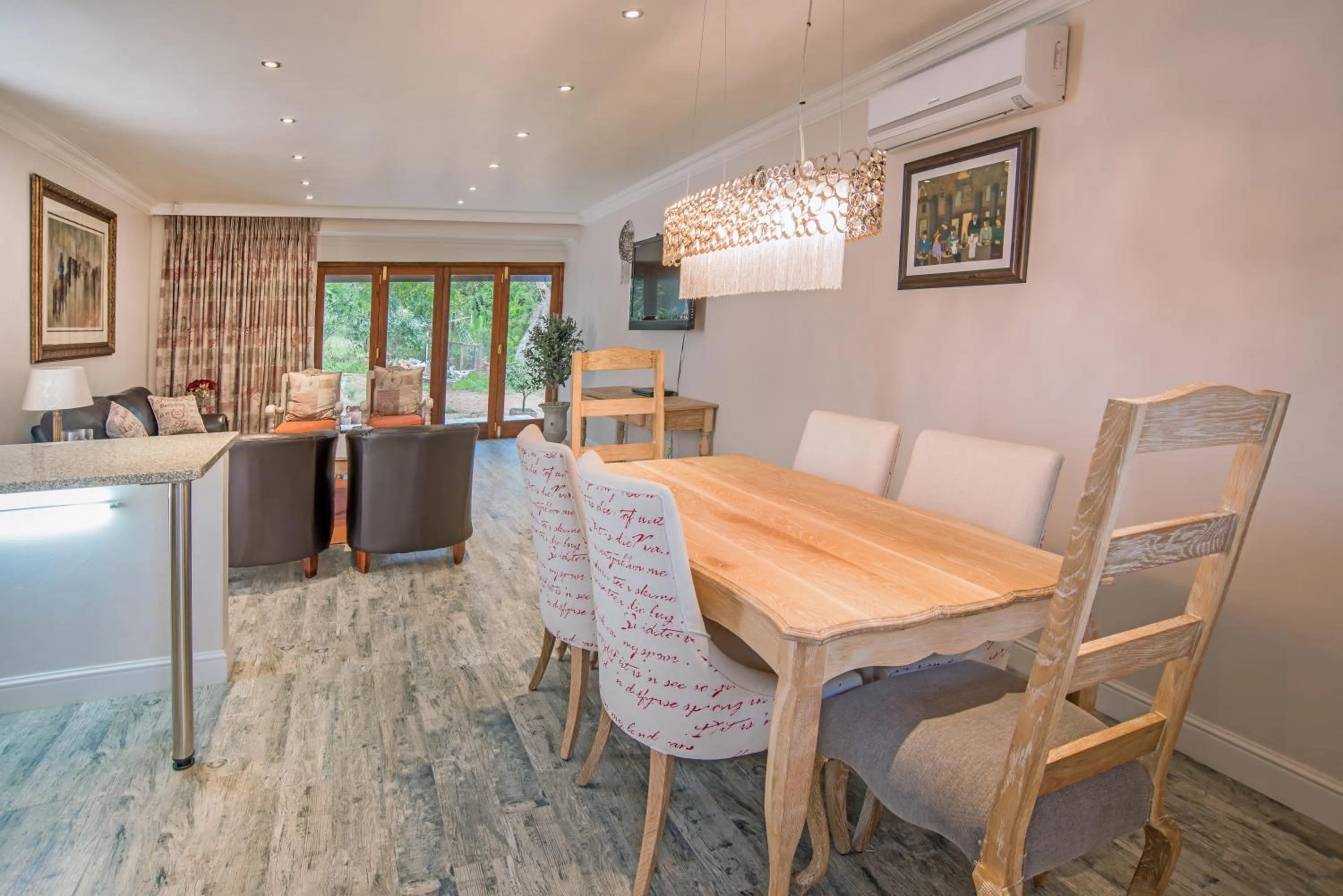 Leaves Lodge and Spa