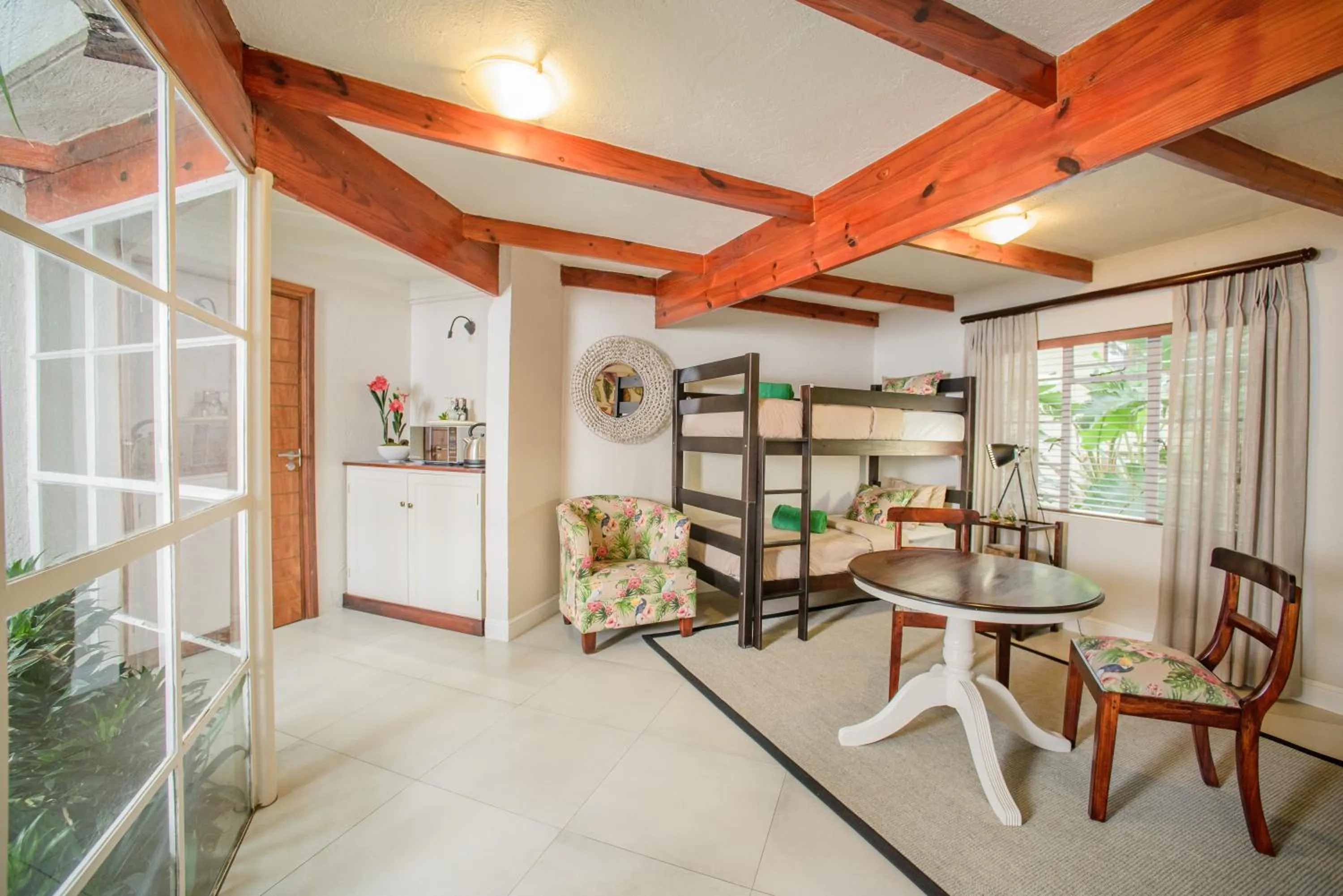 Leaves Lodge and Spa