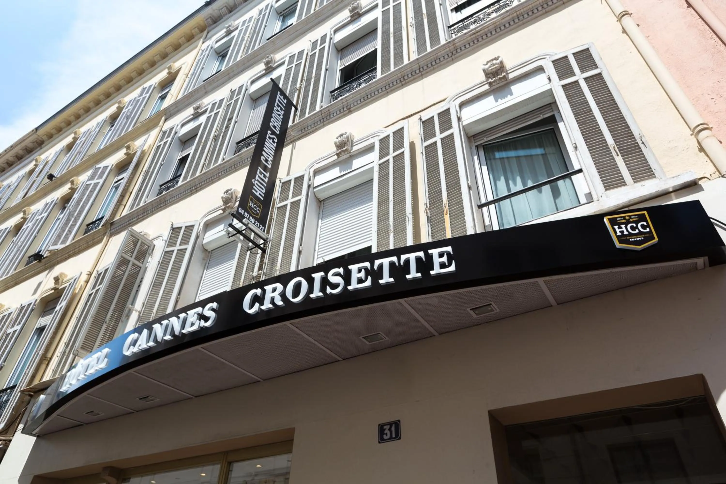 Property building in Hotel Cannes Croisette