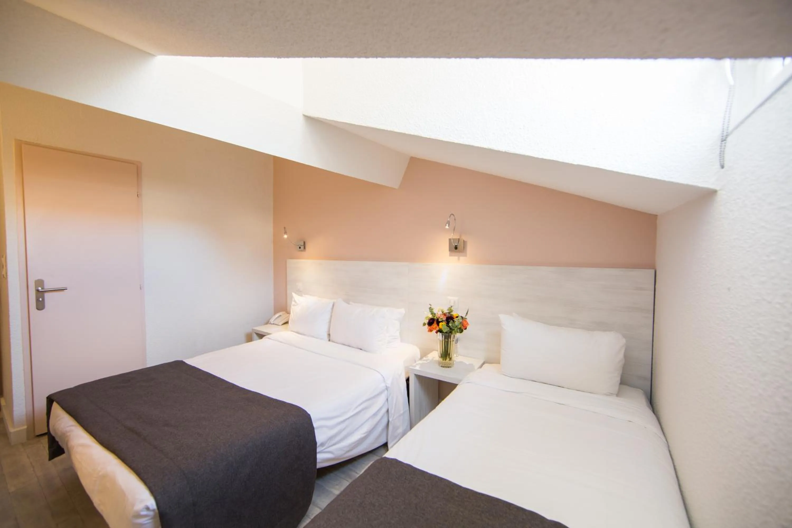 Bed in Hotel Cannes Croisette