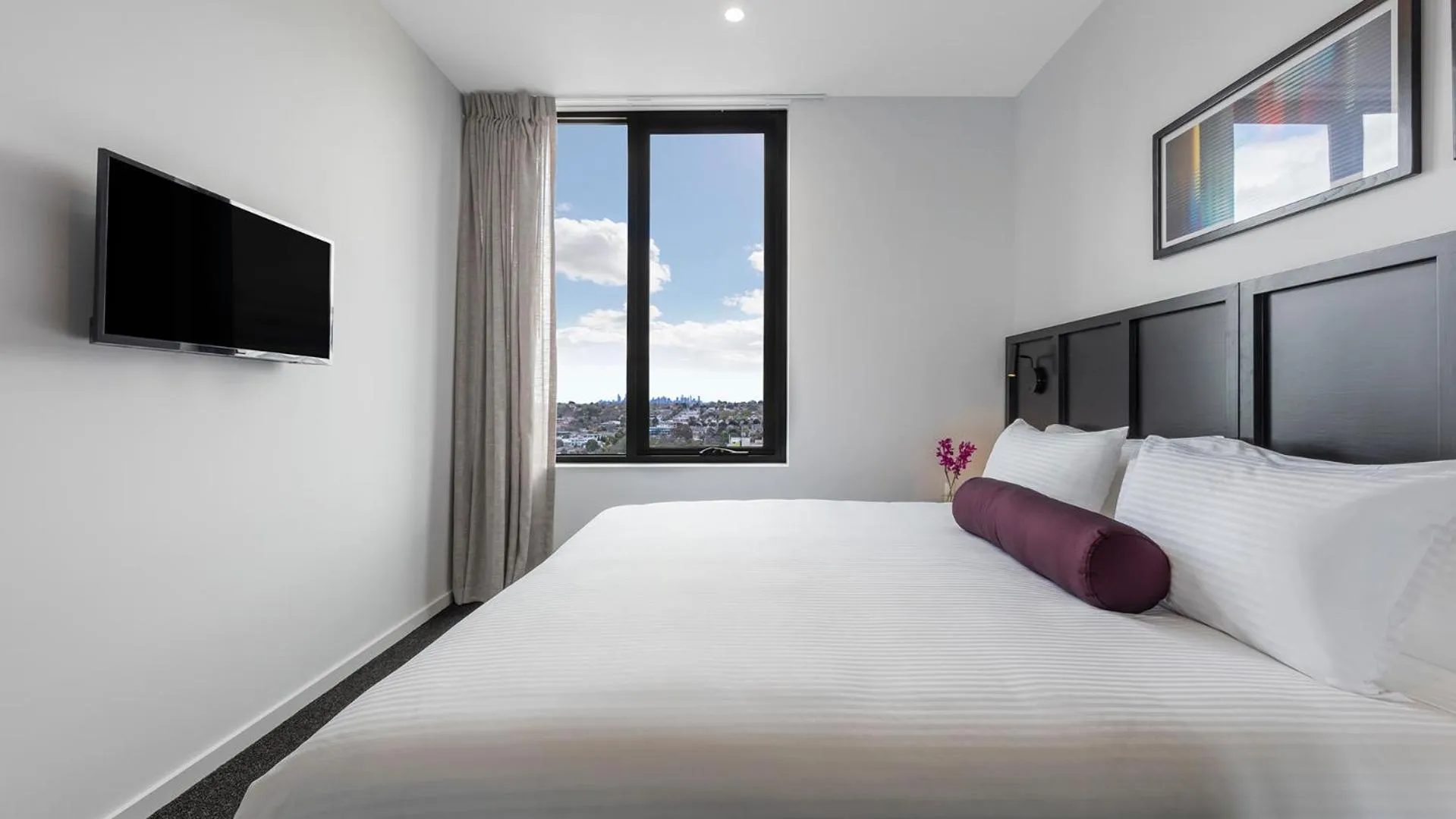 Bed in Avani Melbourne Box Hill Residences