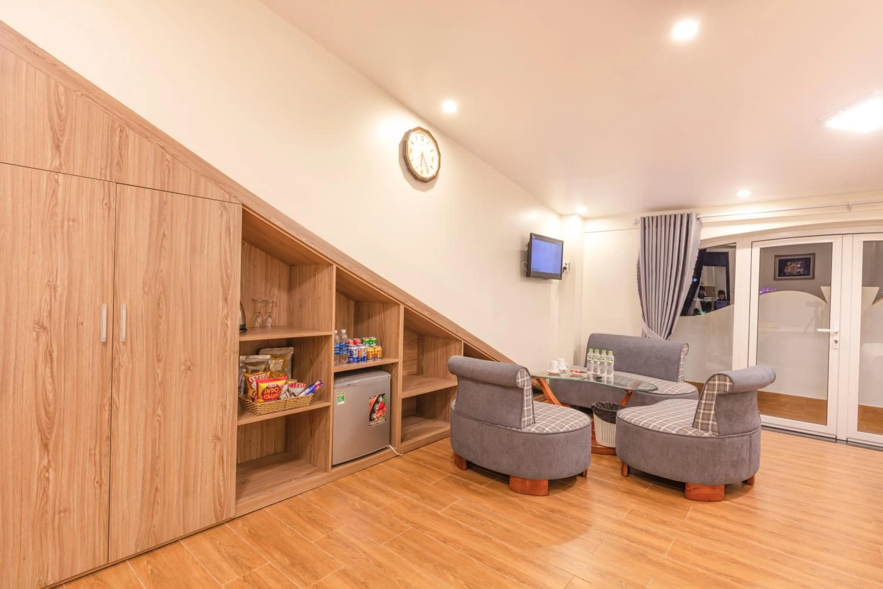 Seating area in Thanh Do Hotel