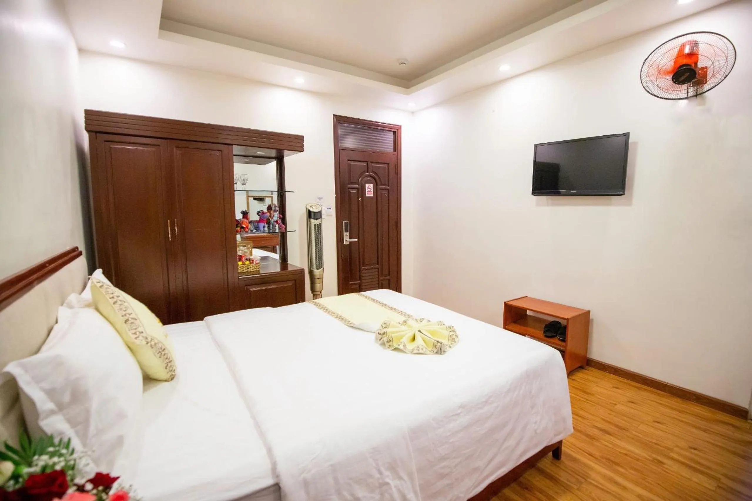 Bed in Thanh Do Hotel