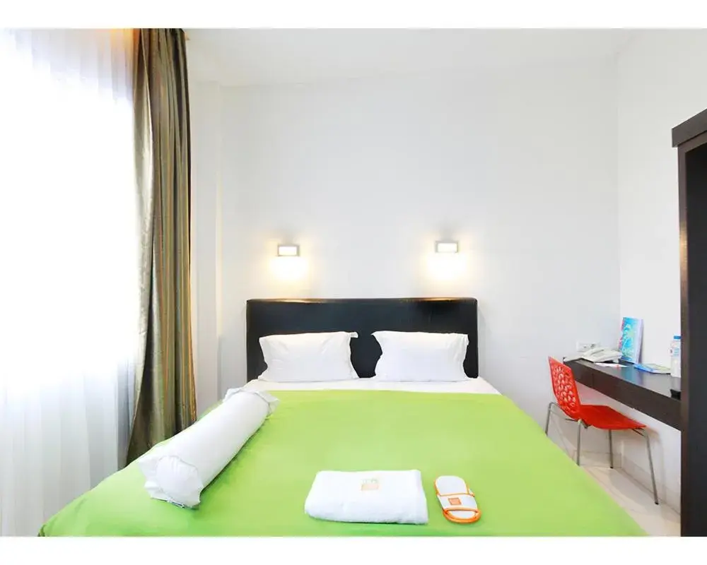 Standard King Room in Emerald Hotel Standard King Room in Emerald Hotel