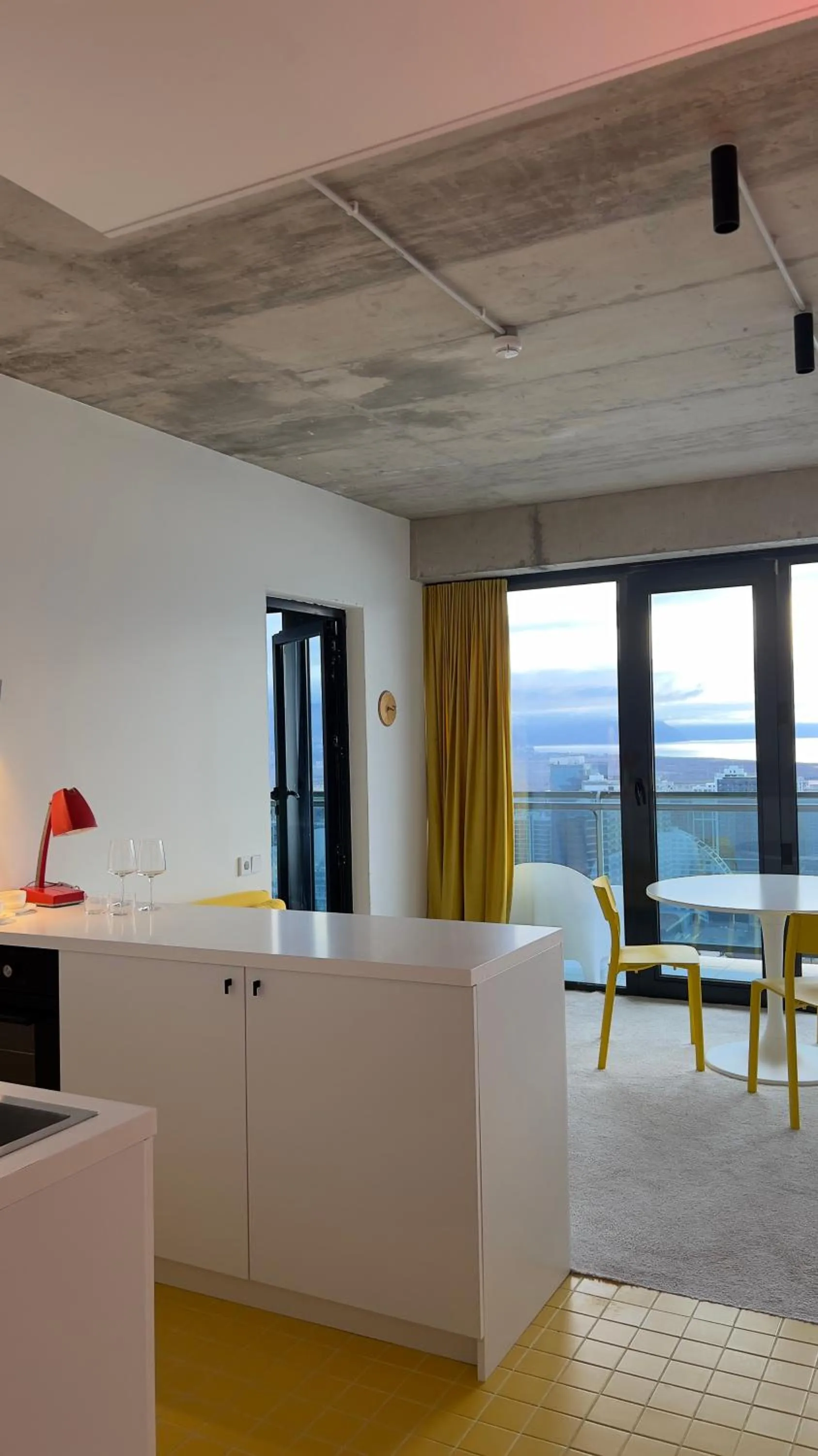 Kitchen or kitchenette in Kartuli Hotel