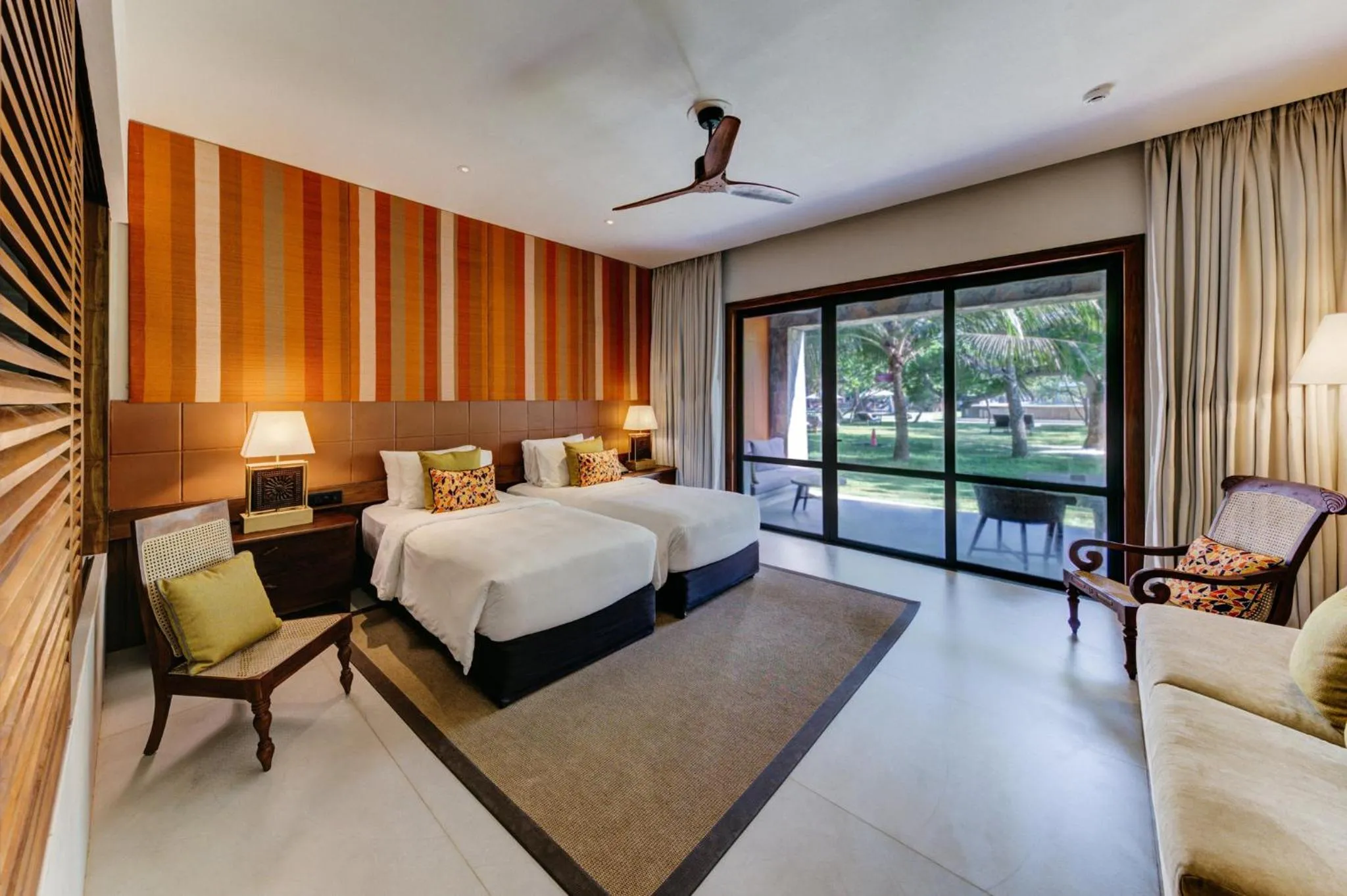 Bedroom, Bed in Cinnamon Bentota Beach - Signature Selection