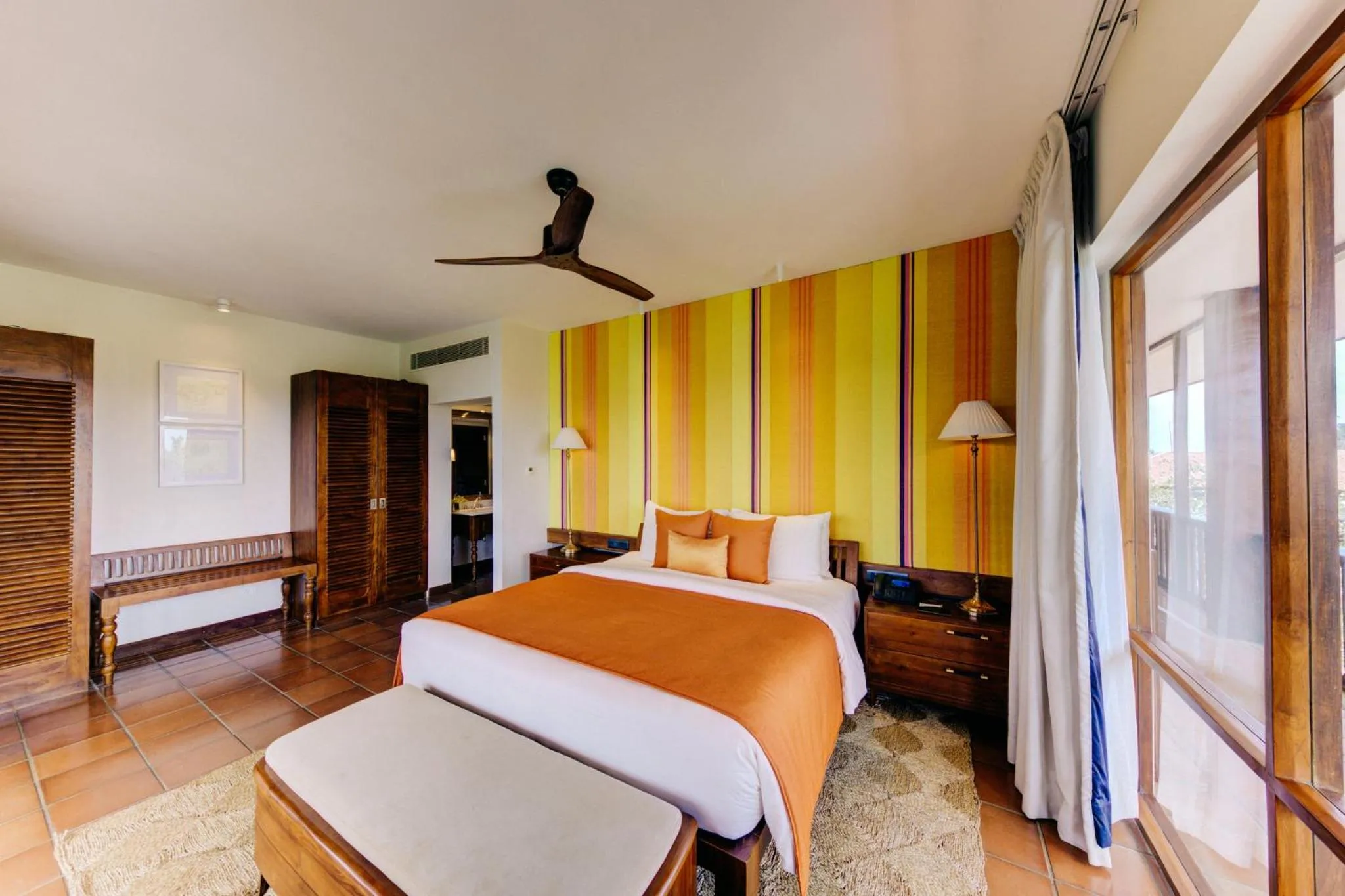 Bedroom, Bed in Cinnamon Bentota Beach - Signature Selection