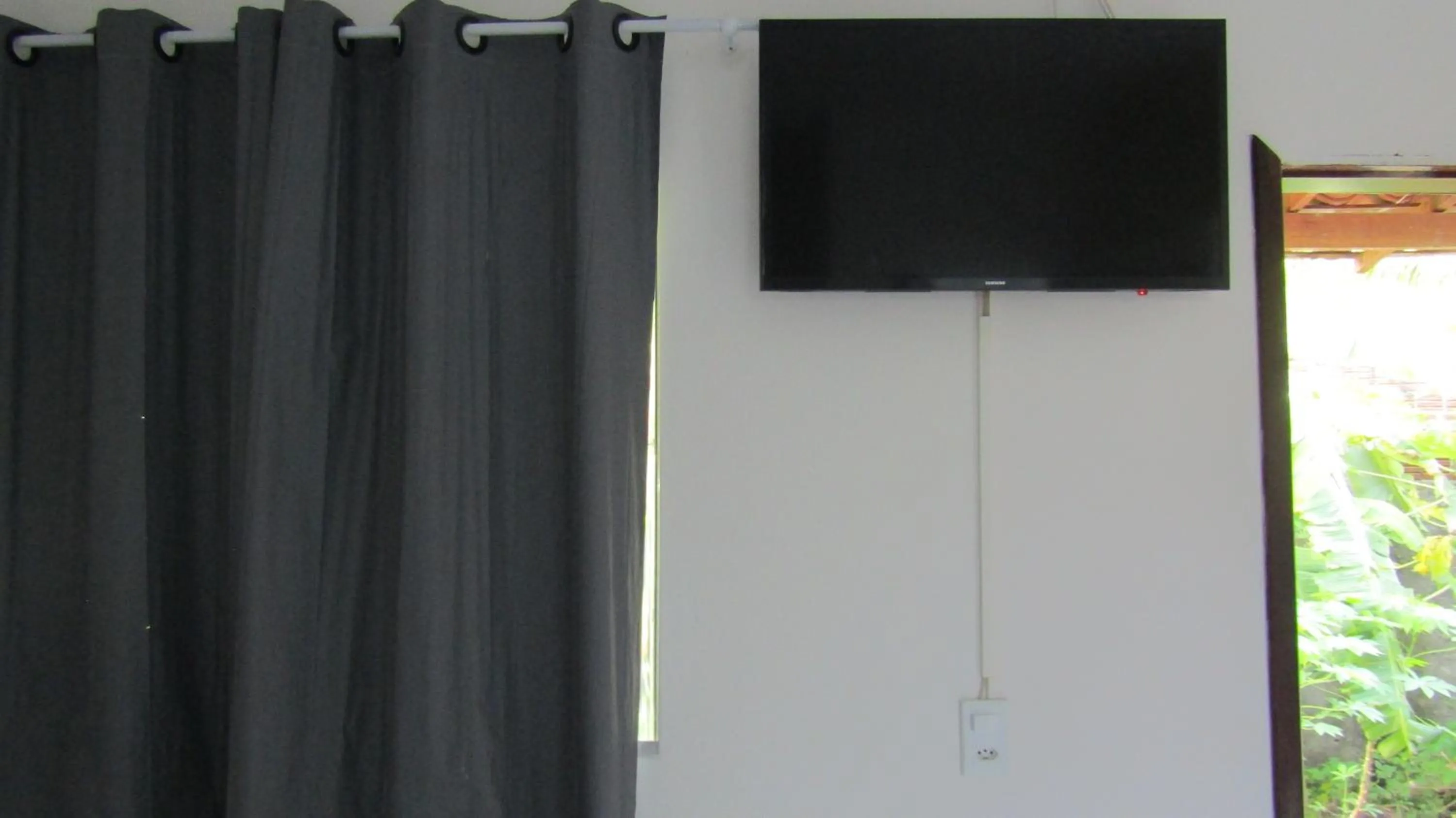 TV and multimedia in Pousada Lemos