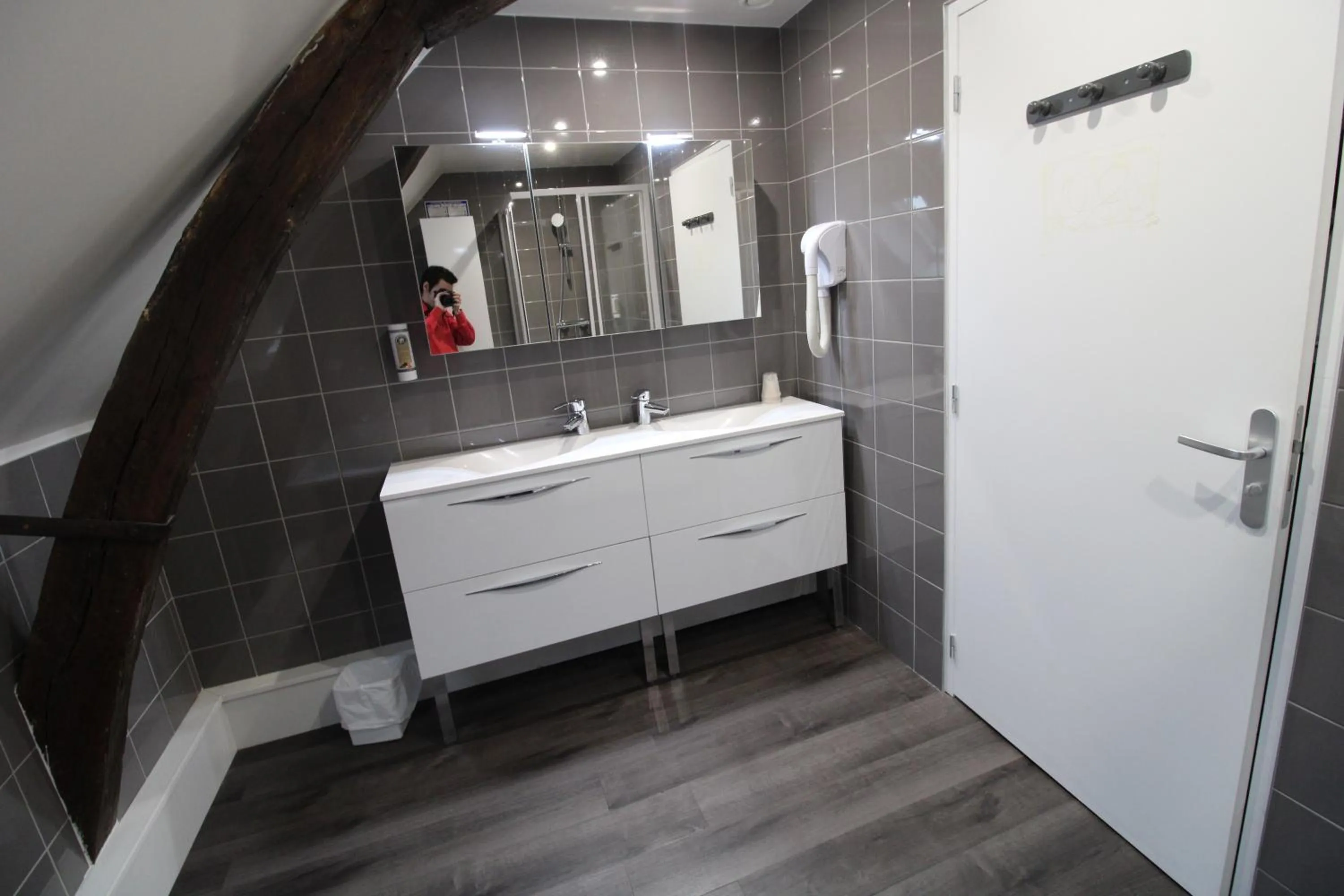 Bathroom in Hôtel Casabianca