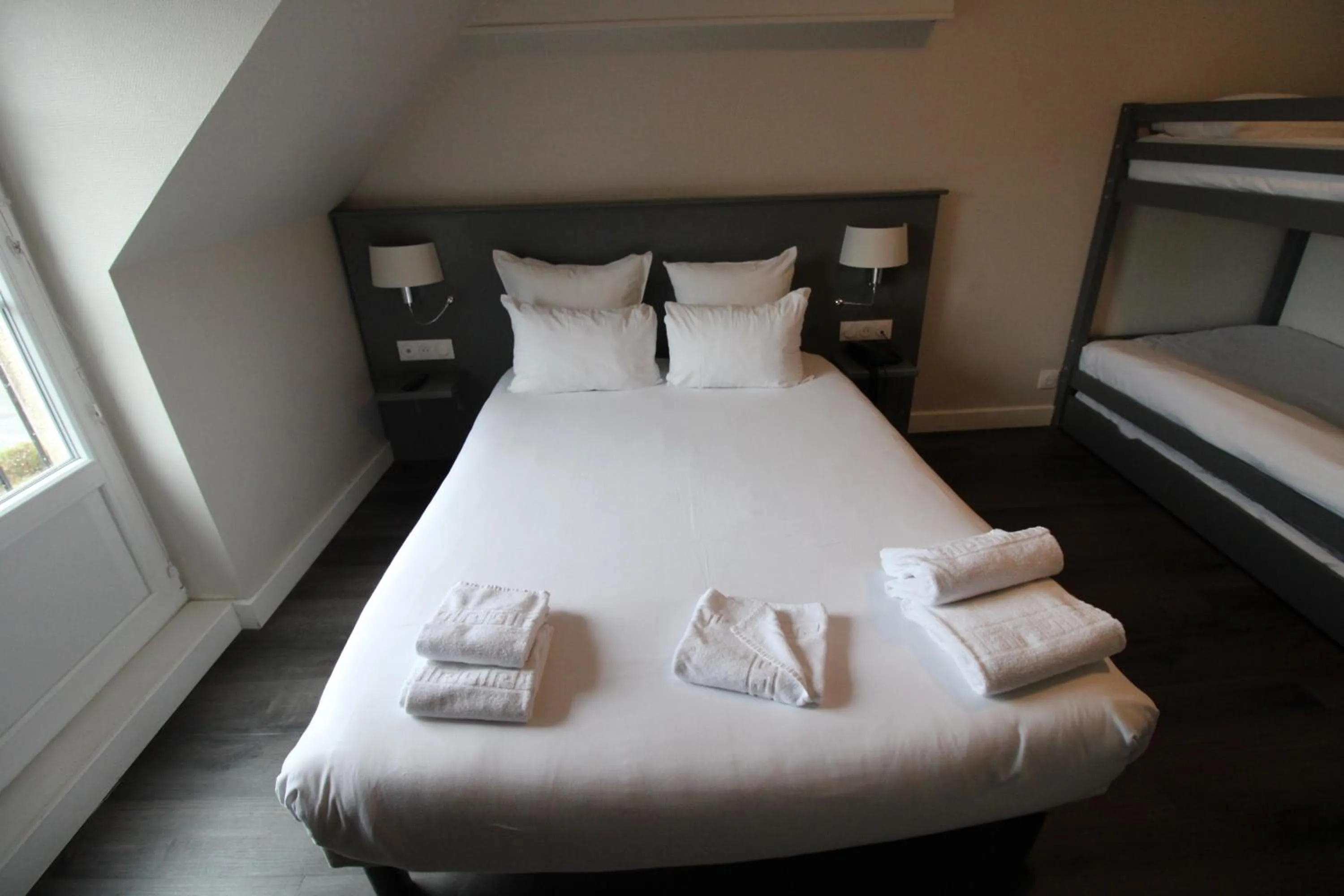 Bedroom in Hôtel Casabianca