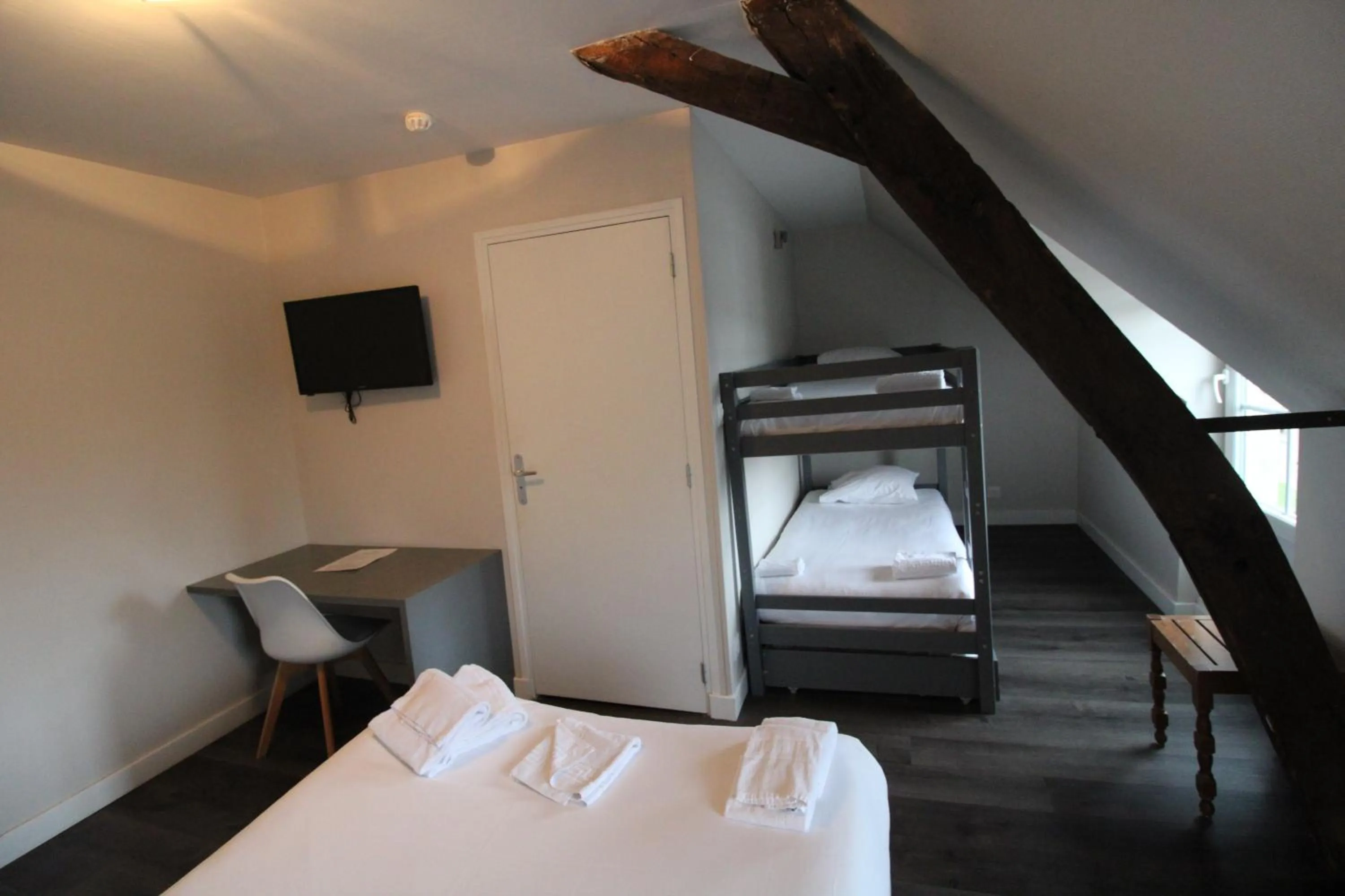 Bedroom in Hôtel Casabianca