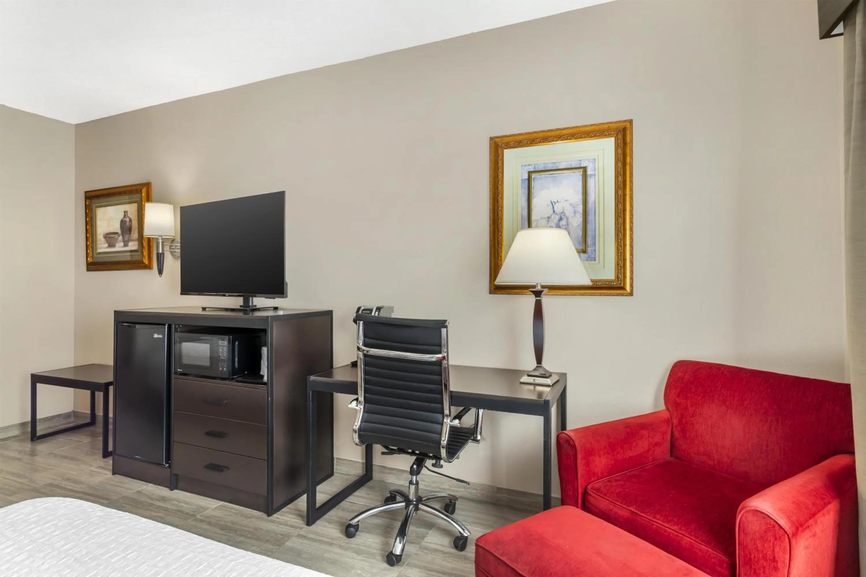 Bedroom in Best Western Plus Heritage Inn & Suites Houston,Pasadena,Deer Park,Channelview