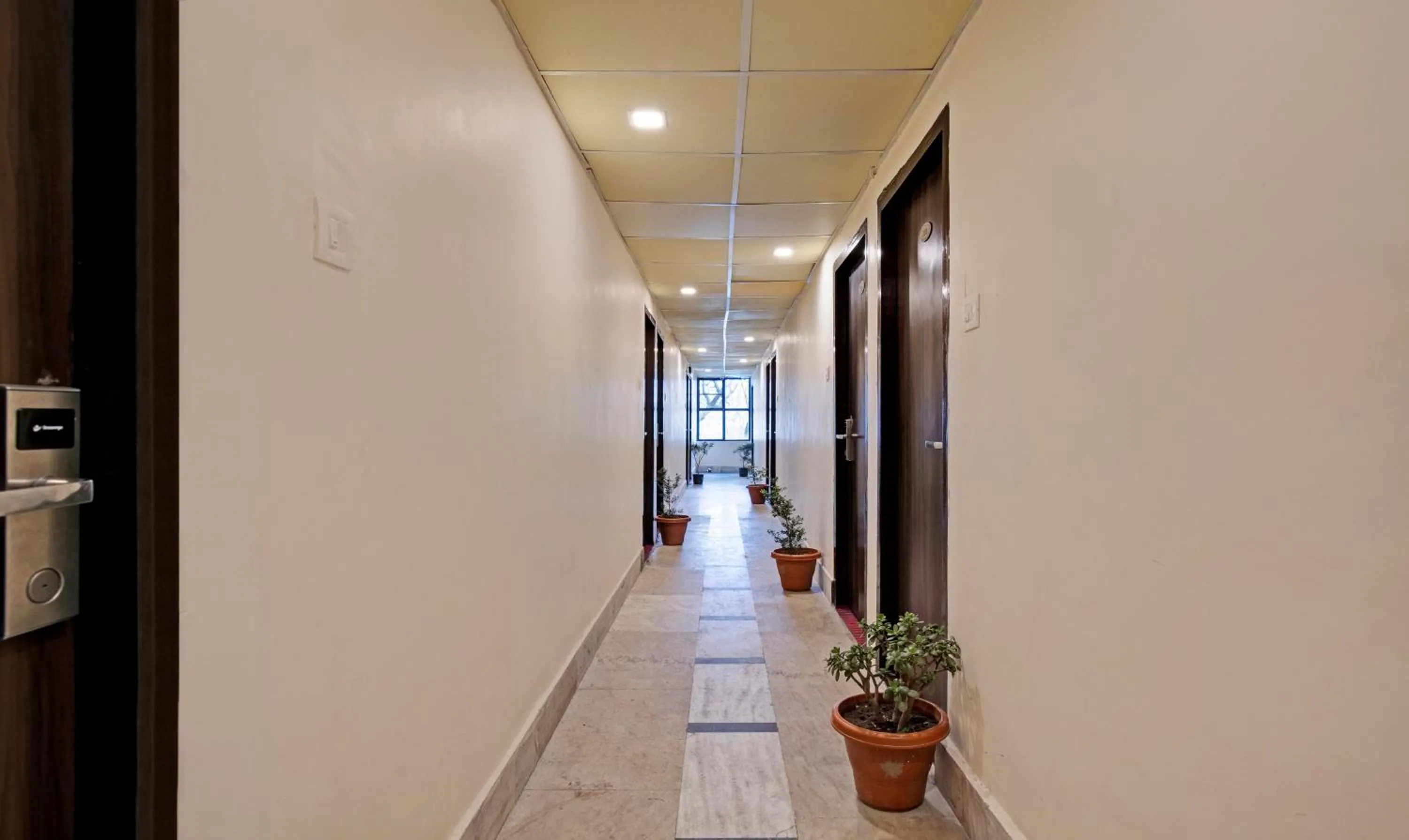 Lobby or reception in Treebo Kosmos Anamika, 1 Km From Nainital Lake