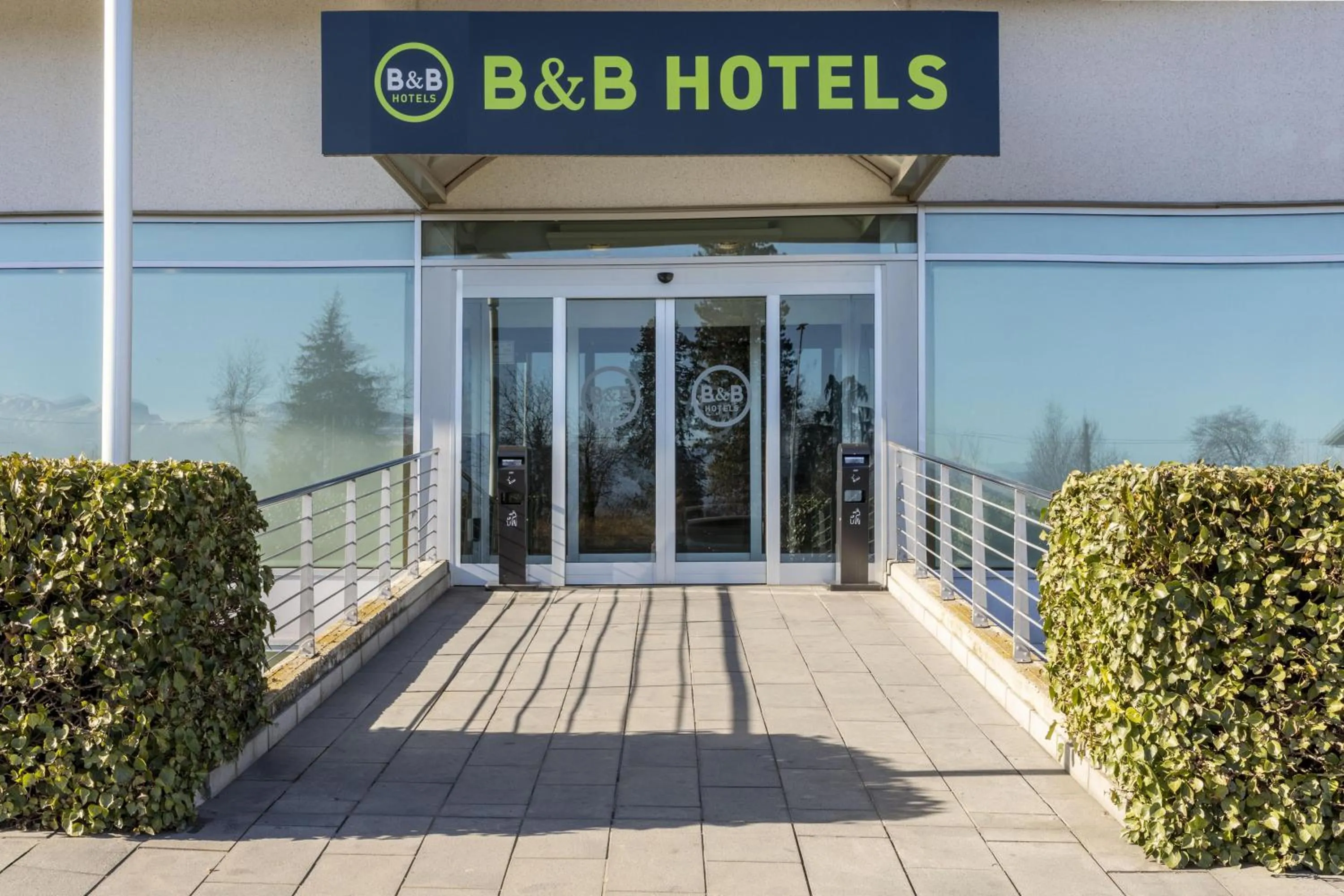 Property building in B&B HOTEL Cuneo Cristal